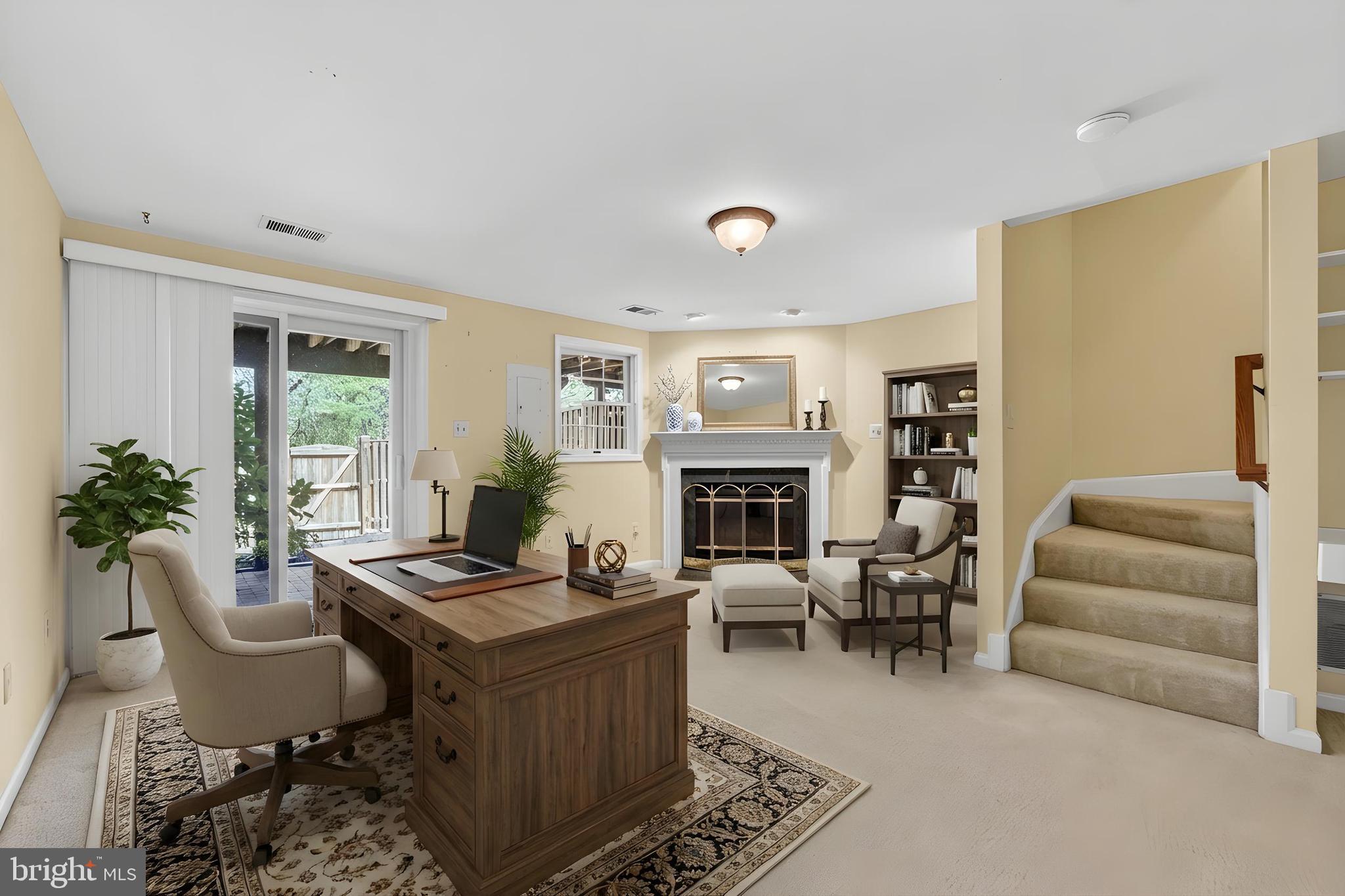 ASHBURN VILLAGE - Residential