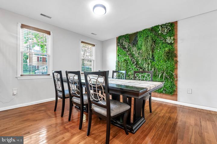 VILLAGE OF HARPERS CHOICE - Residential