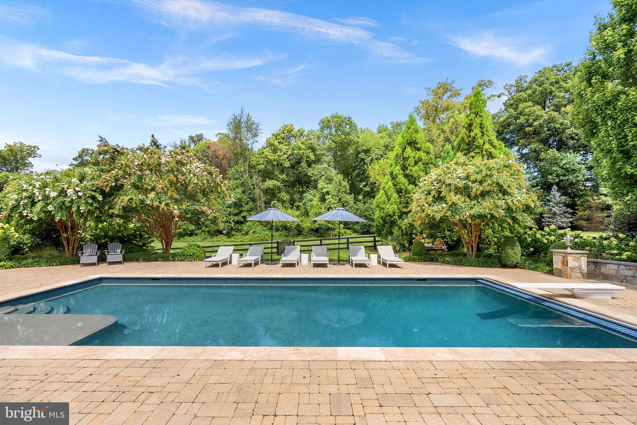 GRENATA - Residential