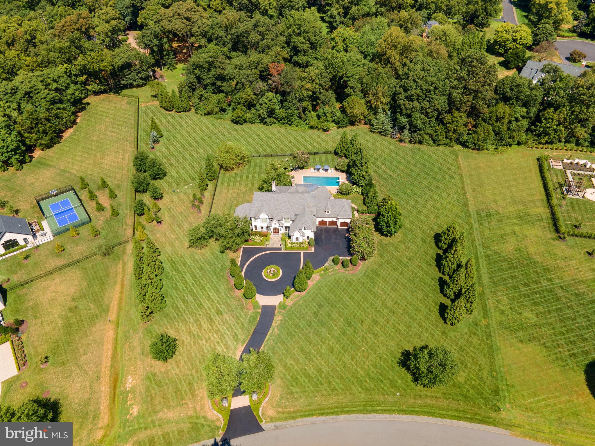 GRENATA - Residential