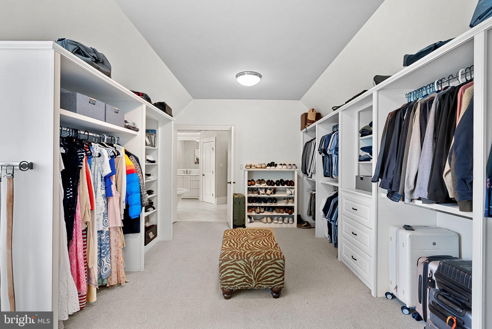 GRENATA - Residential