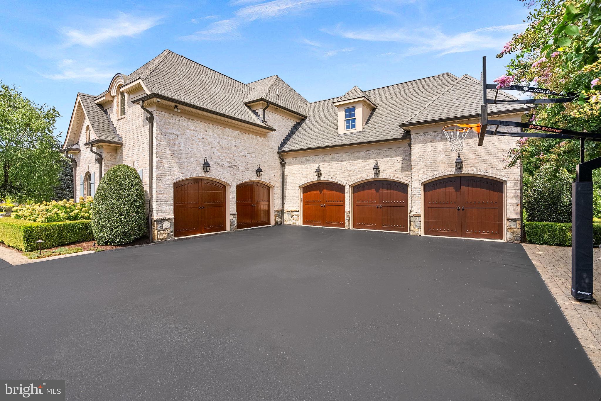 GRENATA - Residential