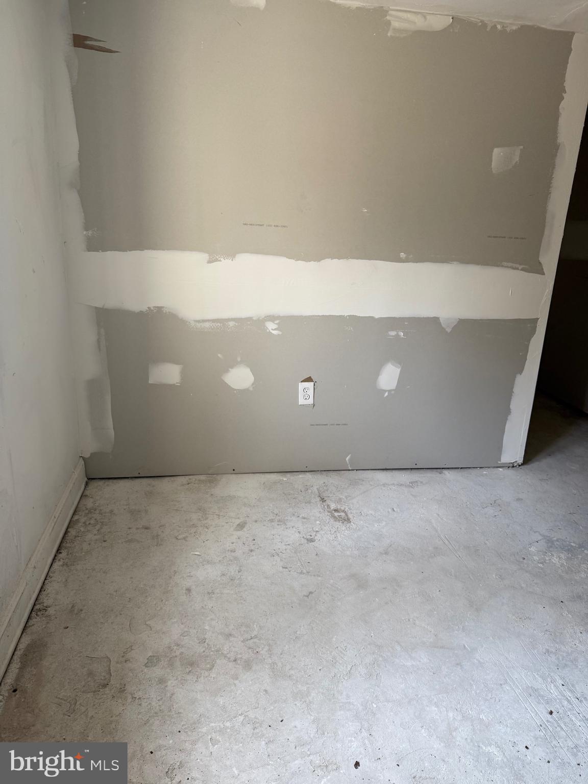 DEANWOOD PARK - Residential