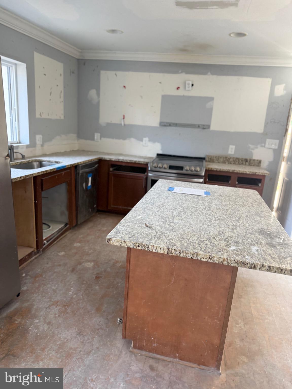 DEANWOOD PARK - Residential