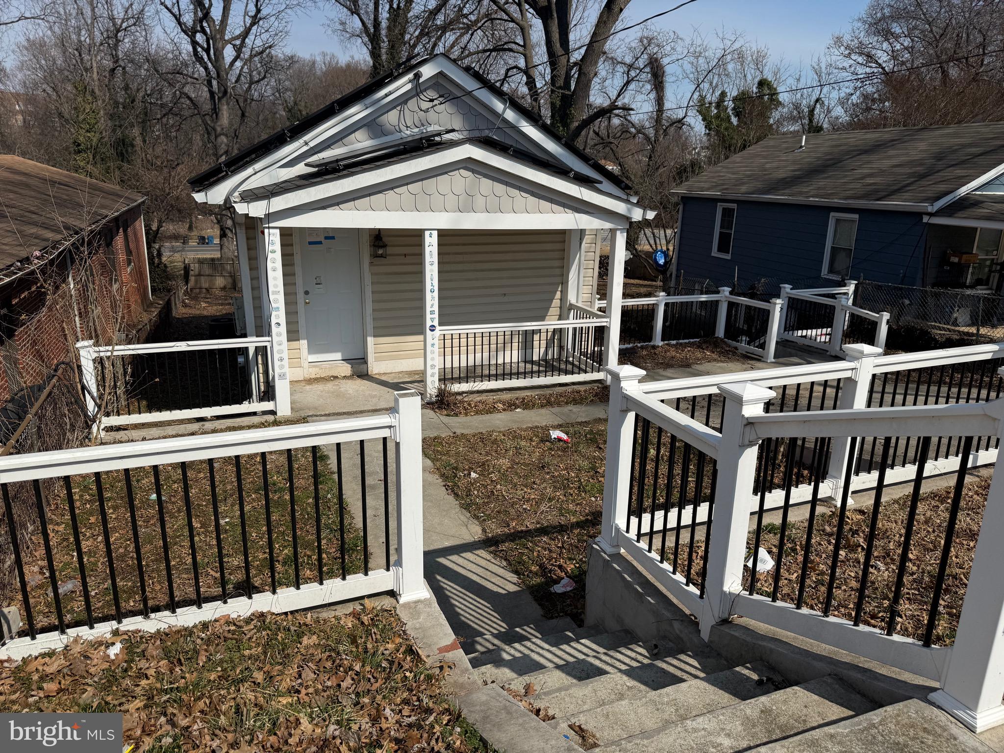 DEANWOOD PARK - Residential