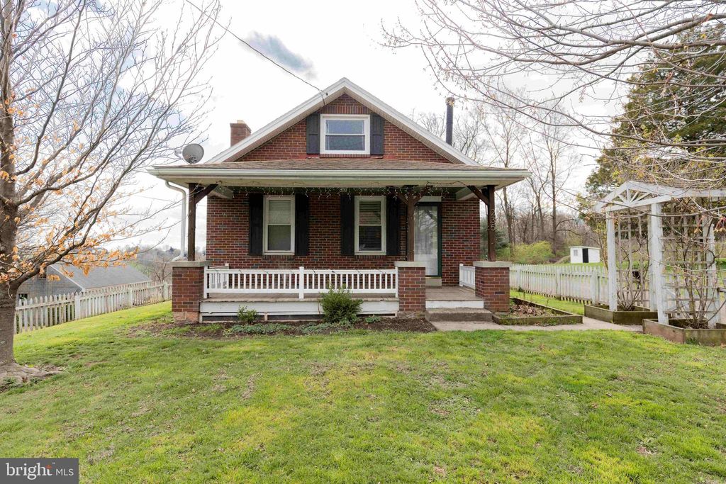 Photo of 235 N King Street, DENVER, PA 17517 (MLS # PALA2087824)
