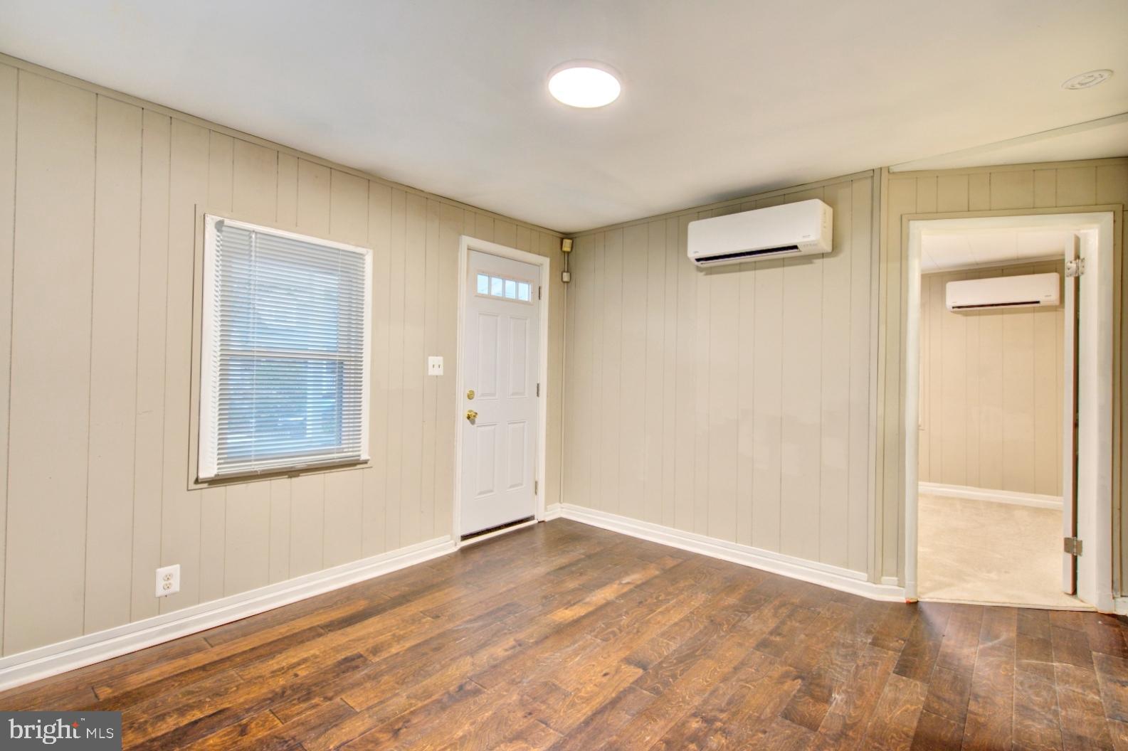 GREATER CAPITOL HEIGHTS - Residential