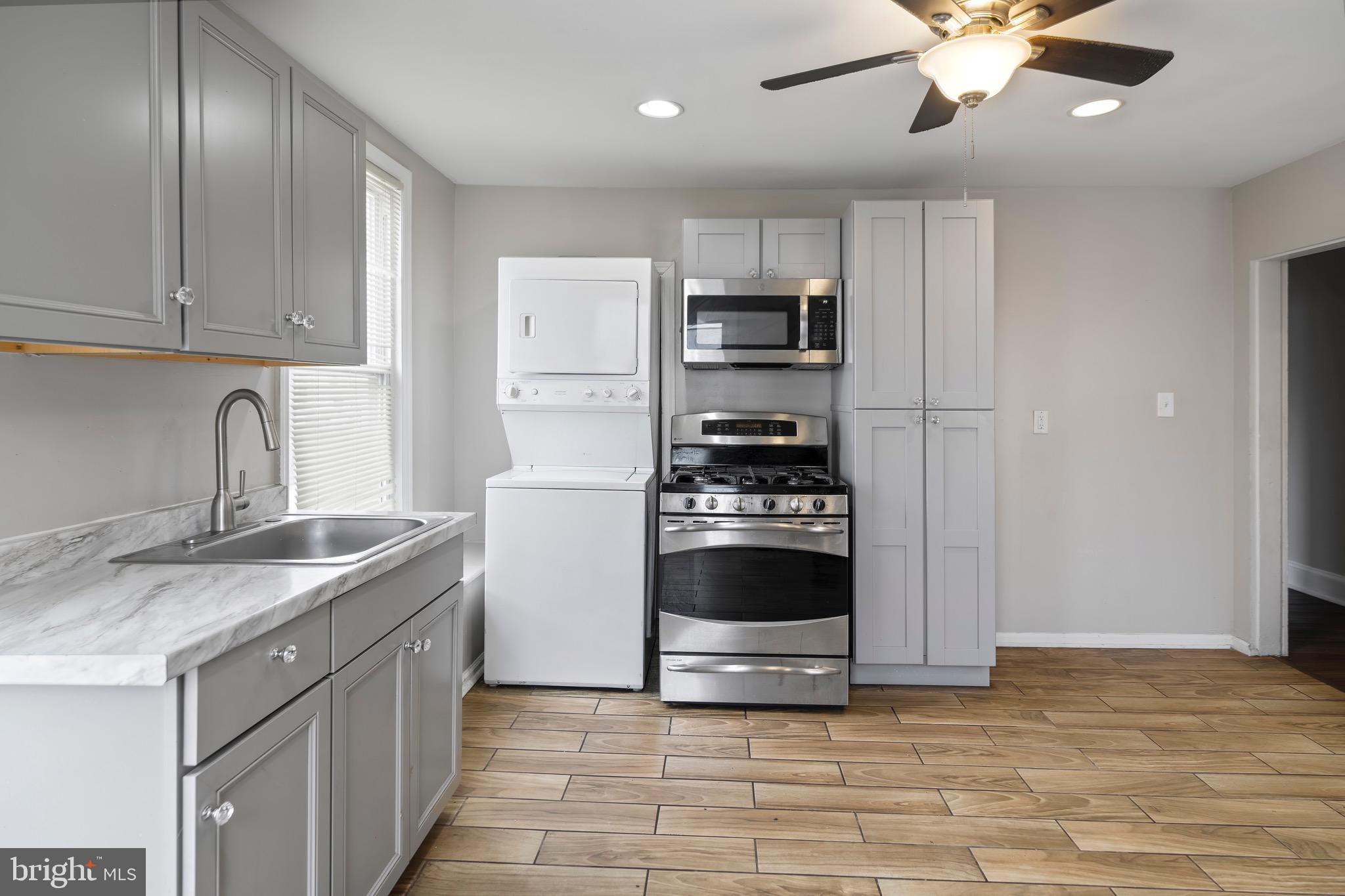 CURTIS BAY - Residential Income