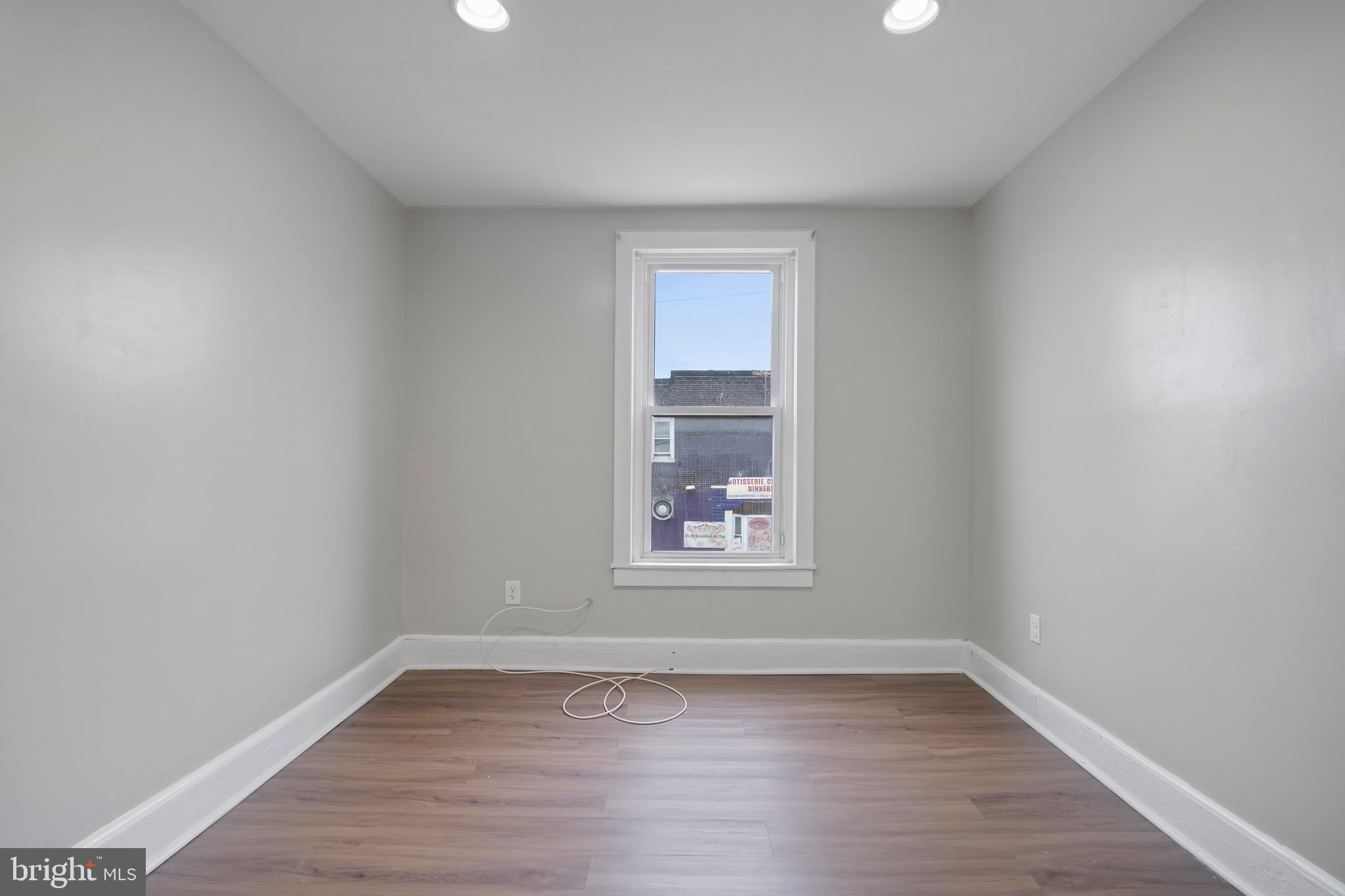 CURTIS BAY - Residential Income