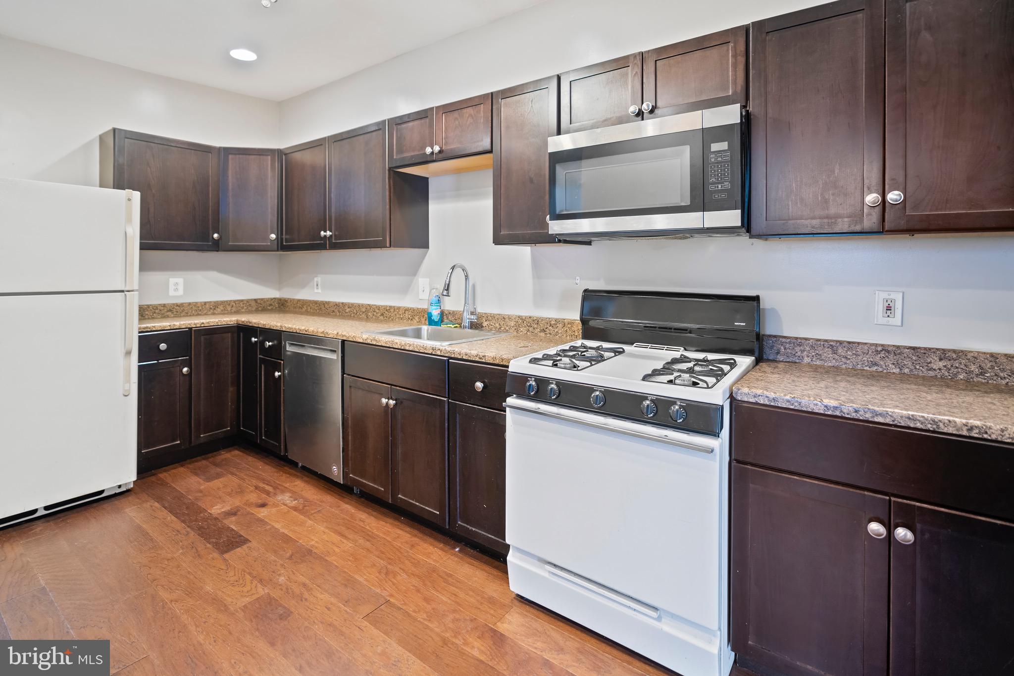 CURTIS BAY - Residential Income