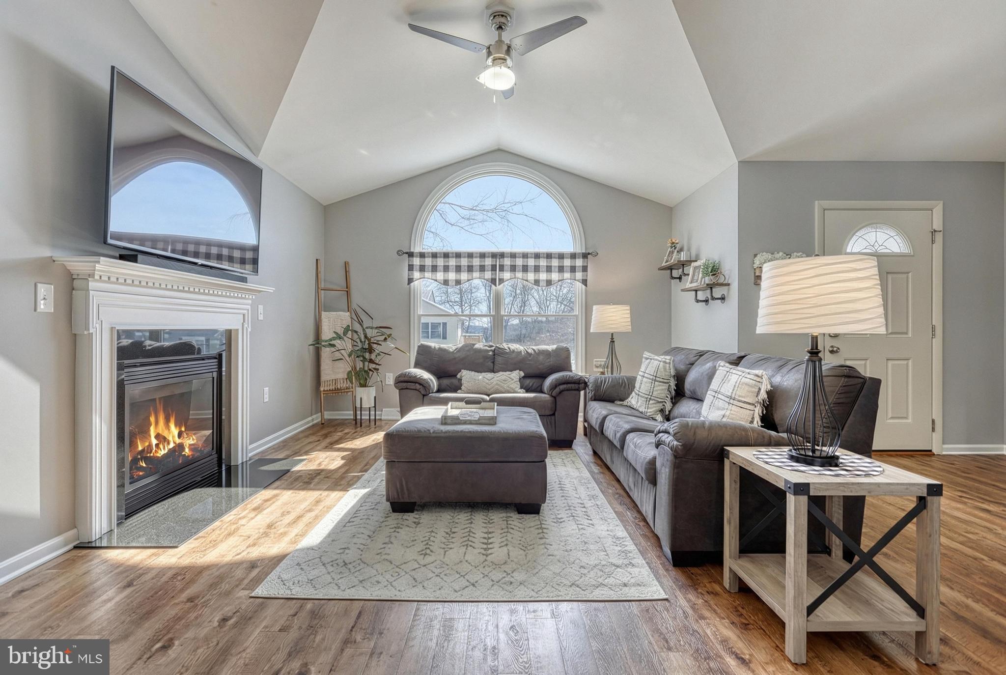 FAIRVIEW - Residential