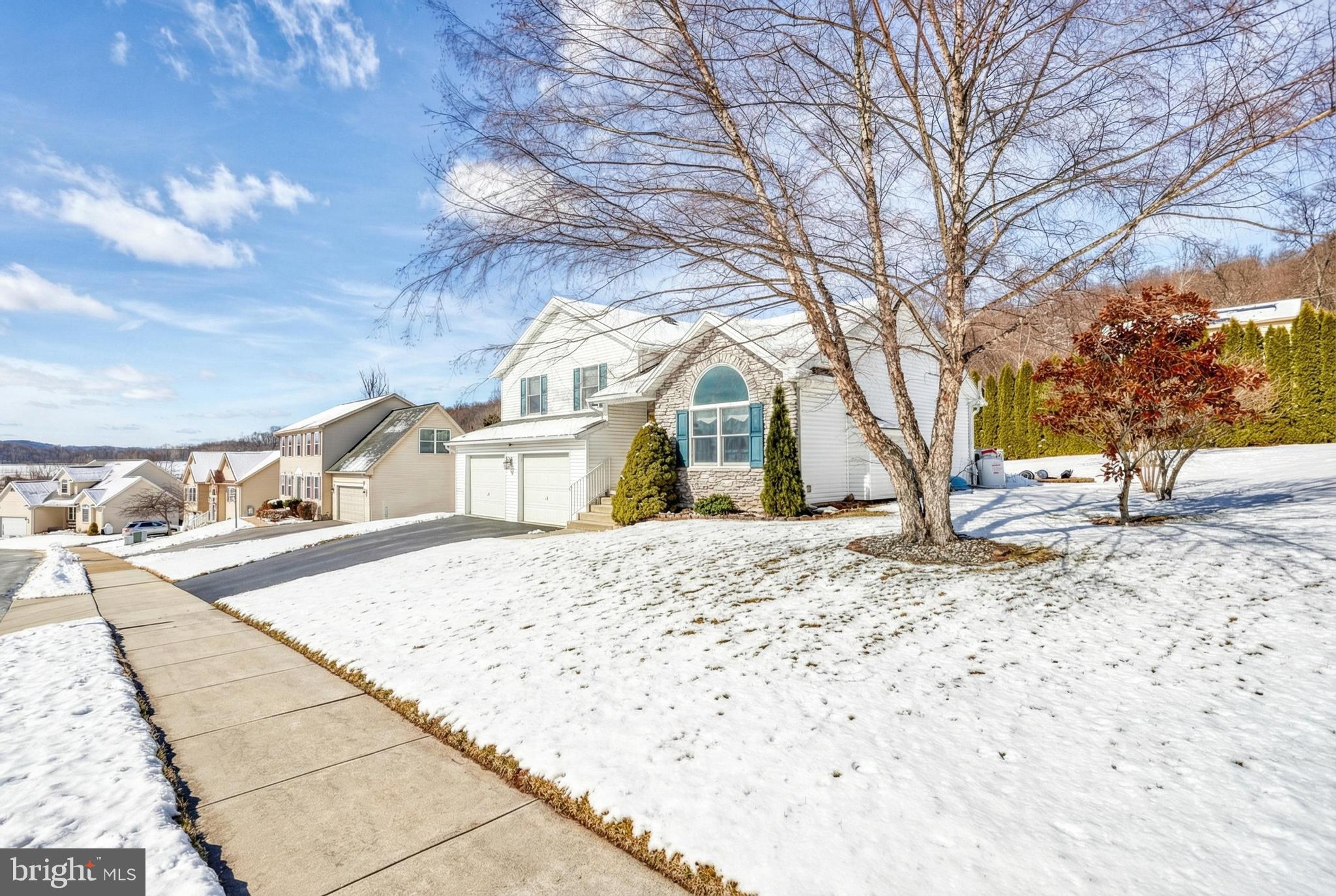 FAIRVIEW - Residential