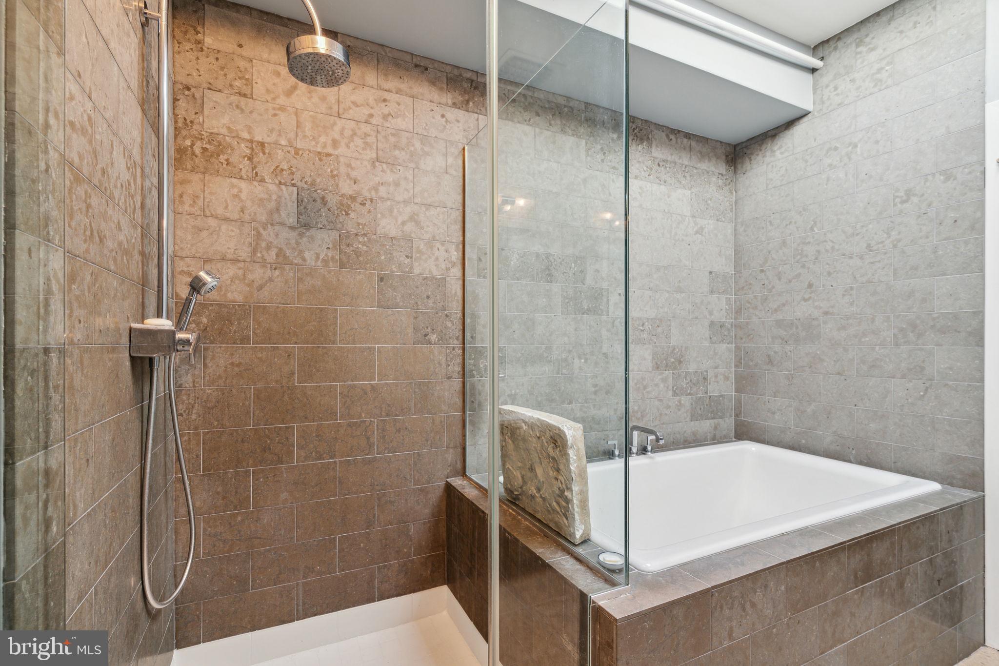 CENTER CITY - Residential