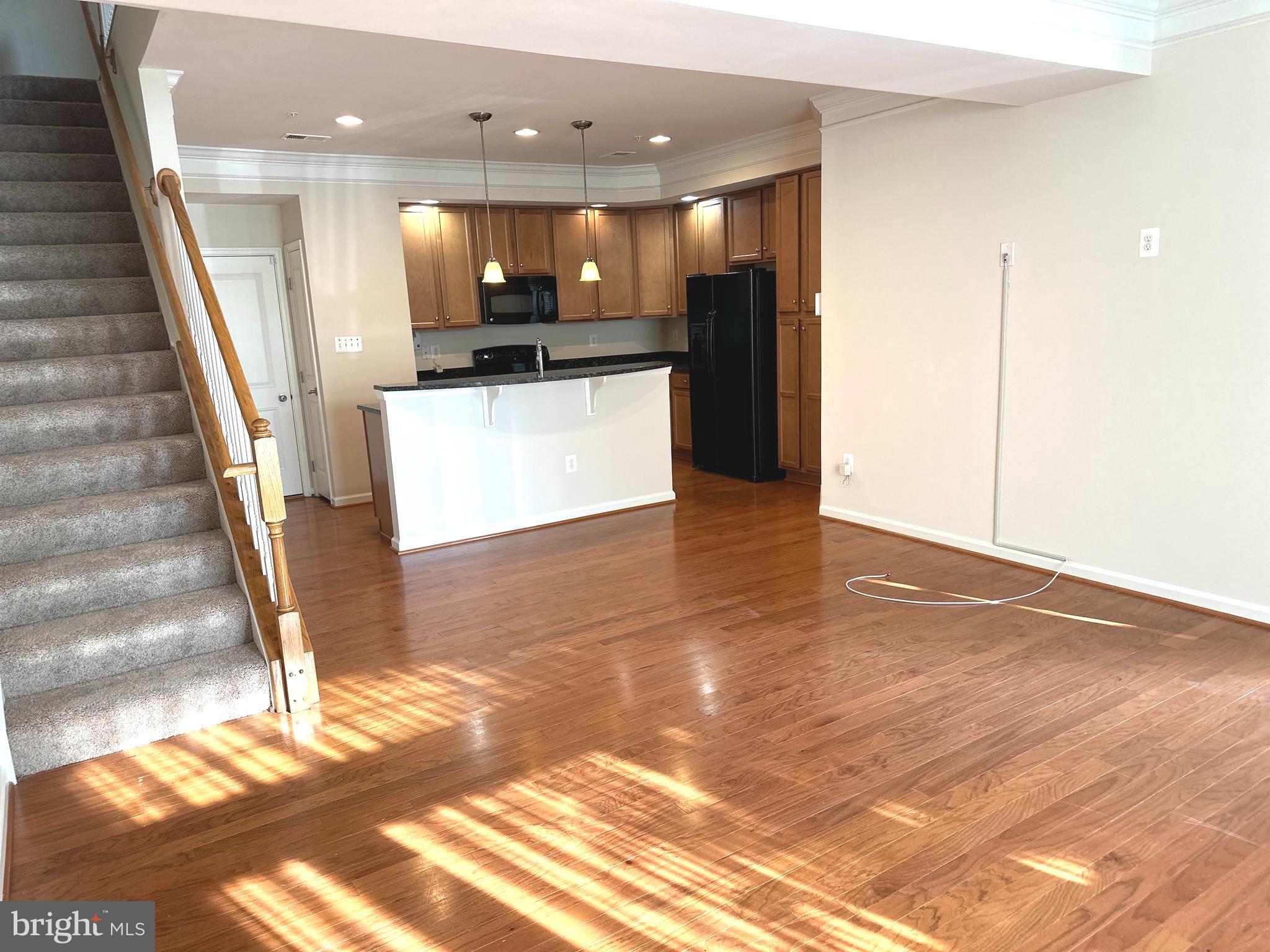 424 PARKVIEW AVENUE