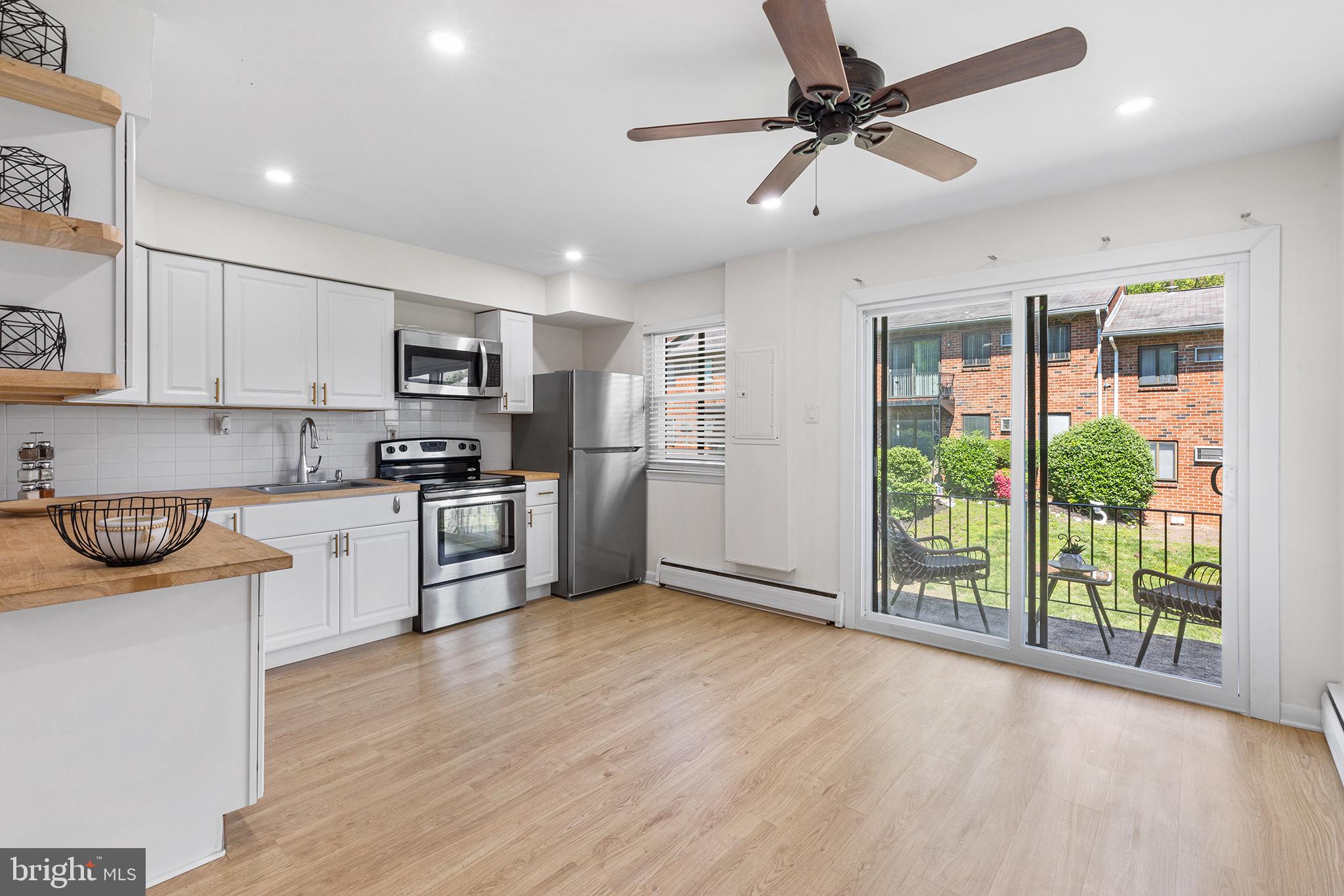 LAWRENCE PARK - Residential