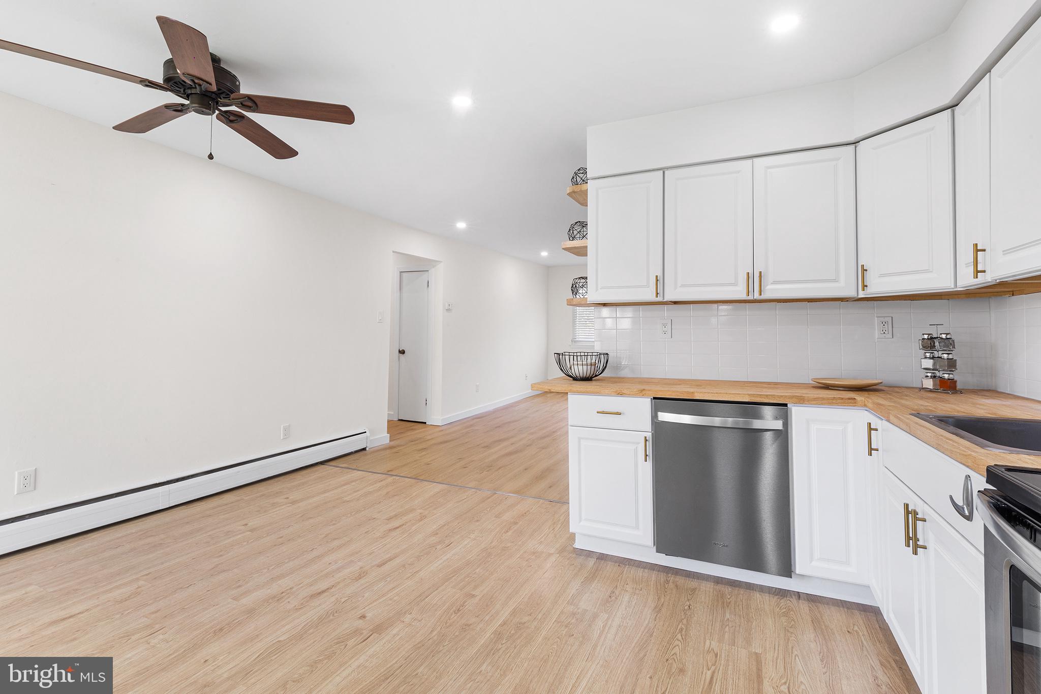 LAWRENCE PARK - Residential