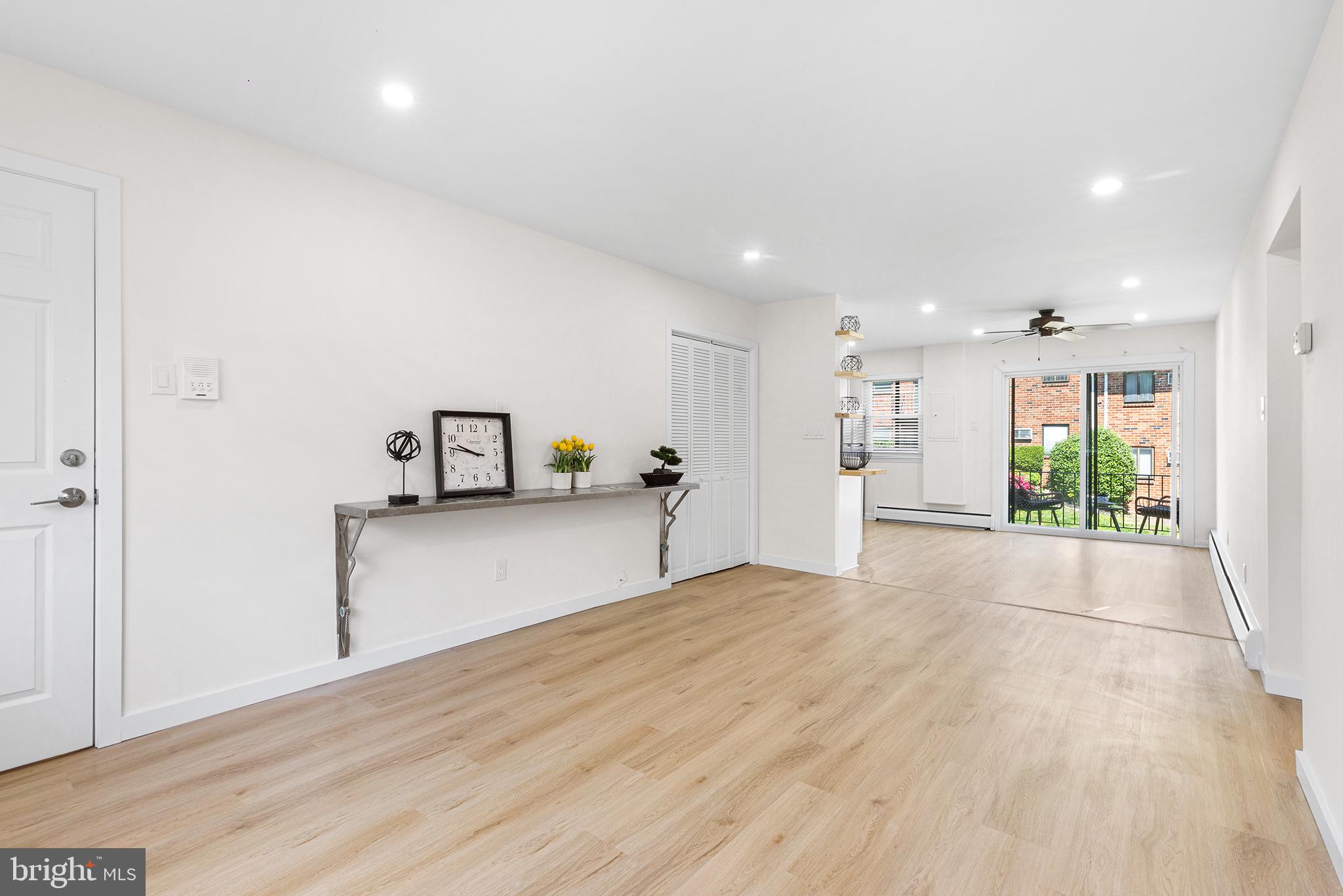 LAWRENCE PARK - Residential