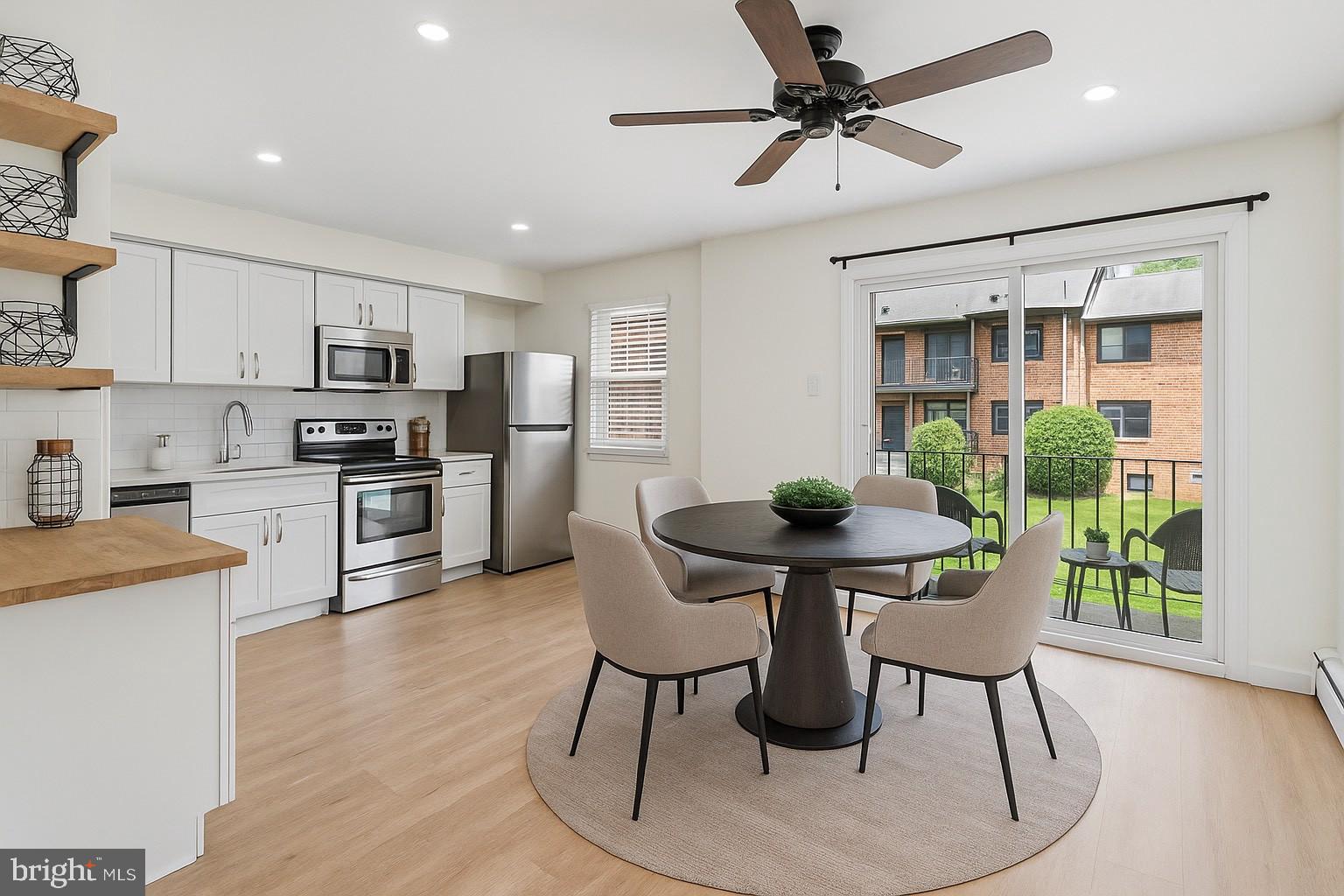 LAWRENCE PARK - Residential
