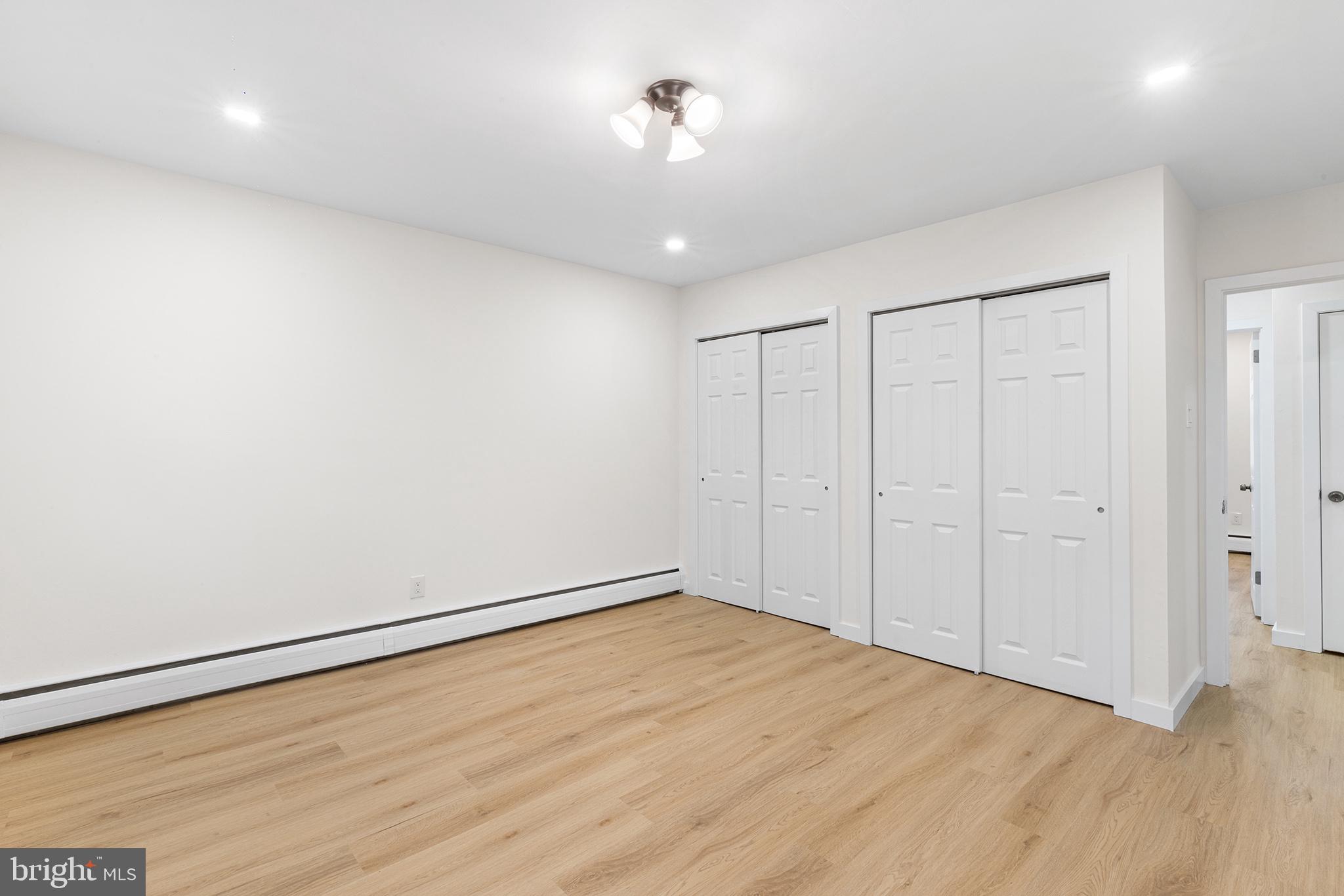 LAWRENCE PARK - Residential