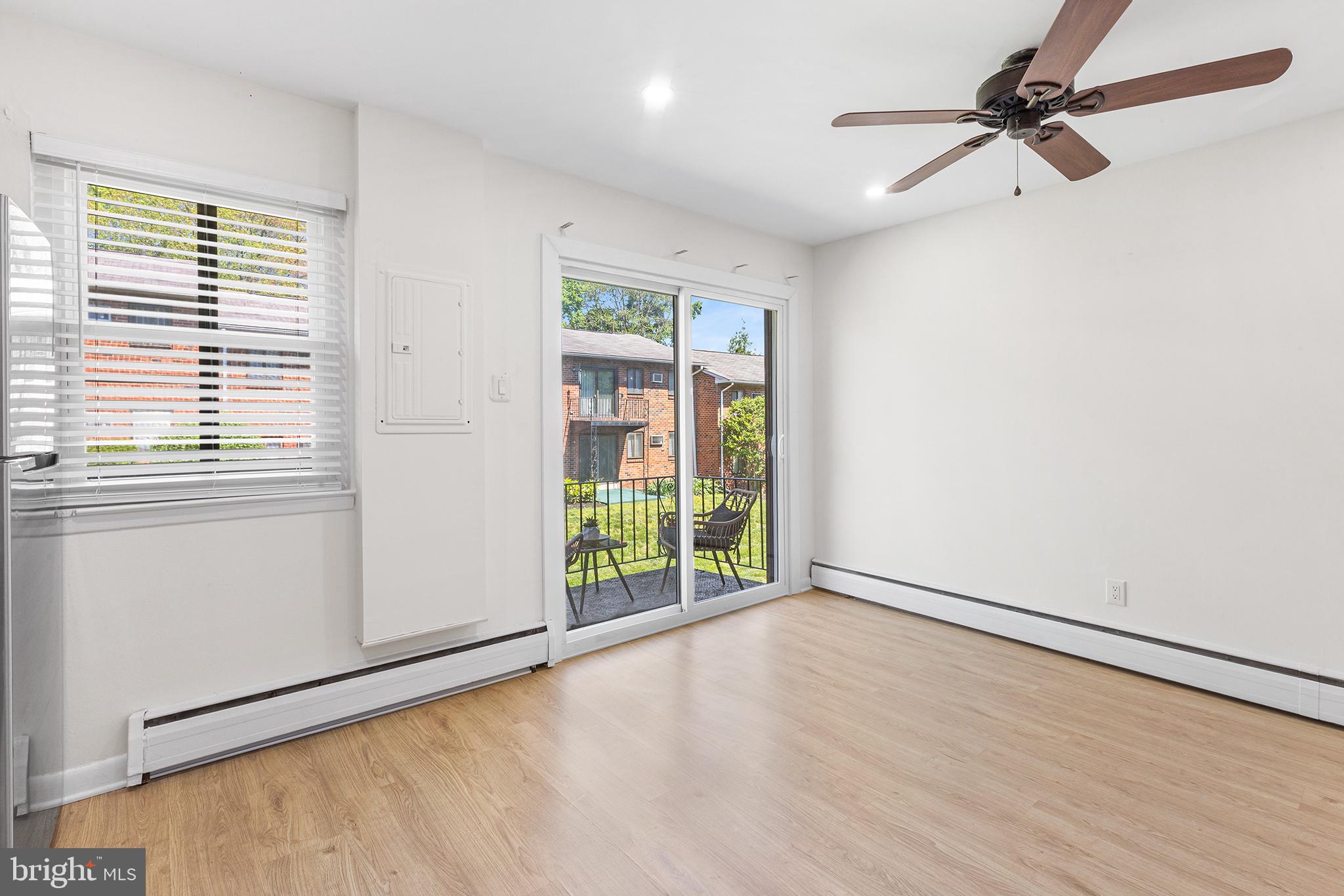 LAWRENCE PARK - Residential