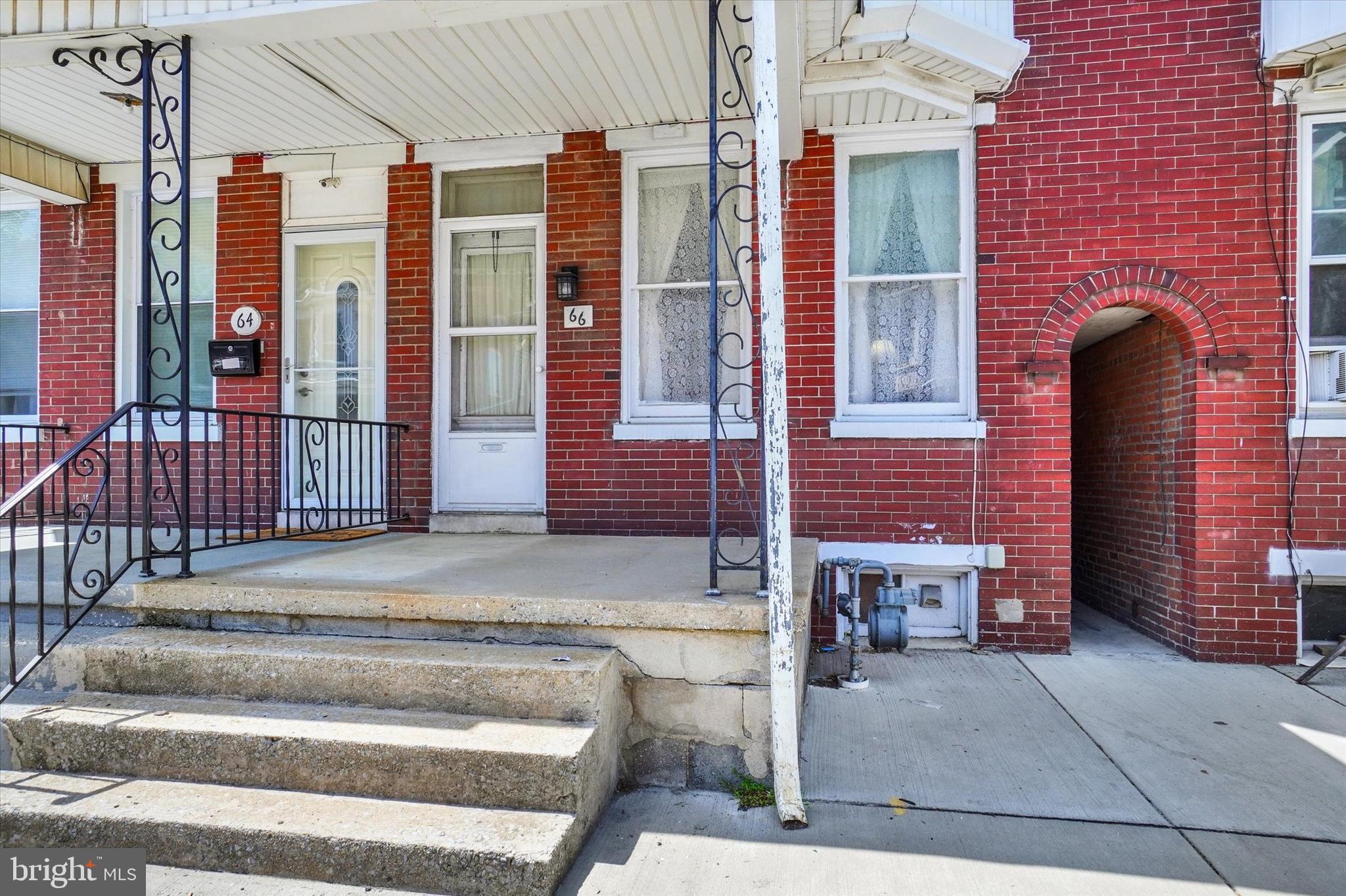 EAST YORK - Residential