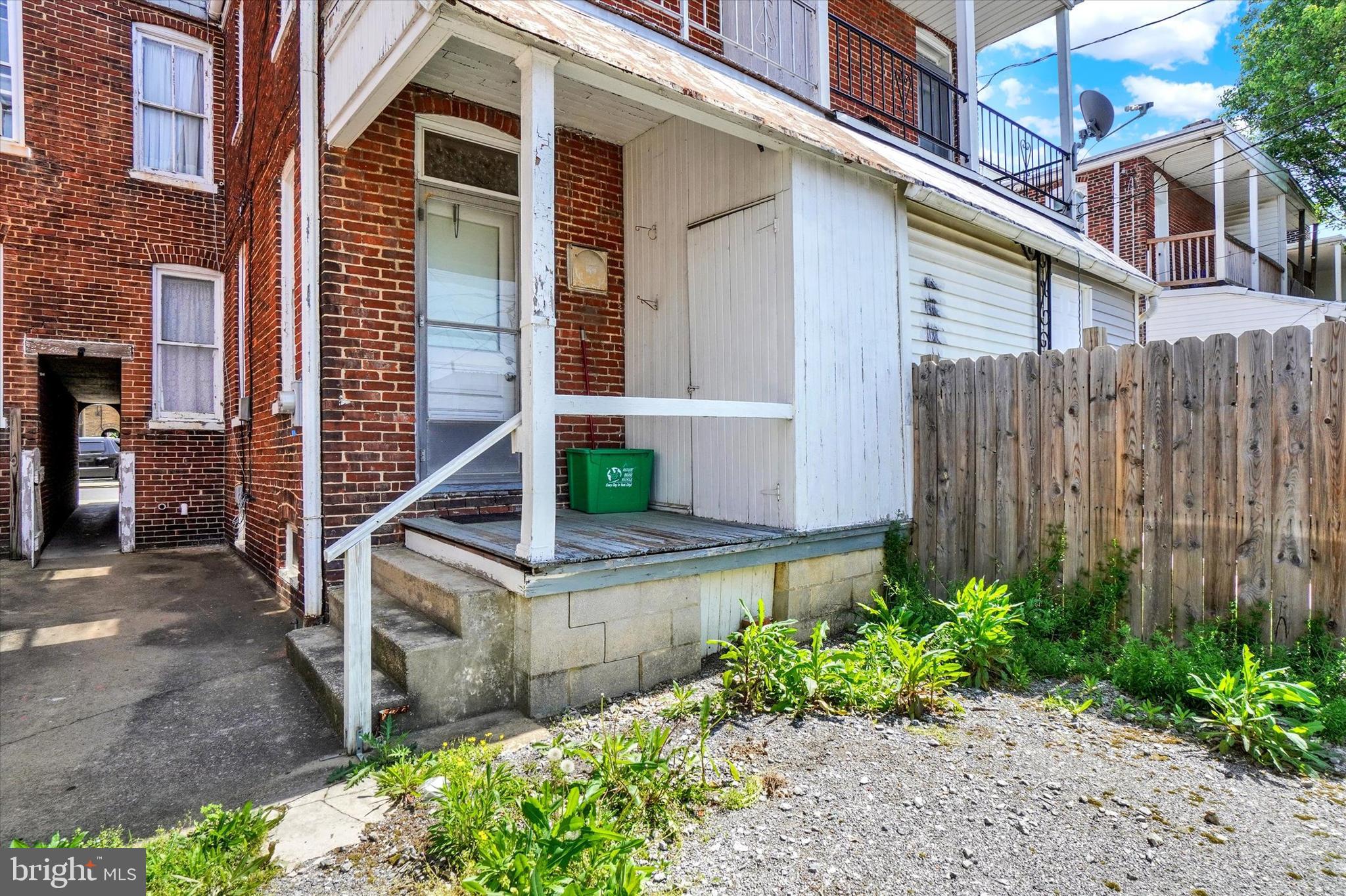 EAST YORK - Residential