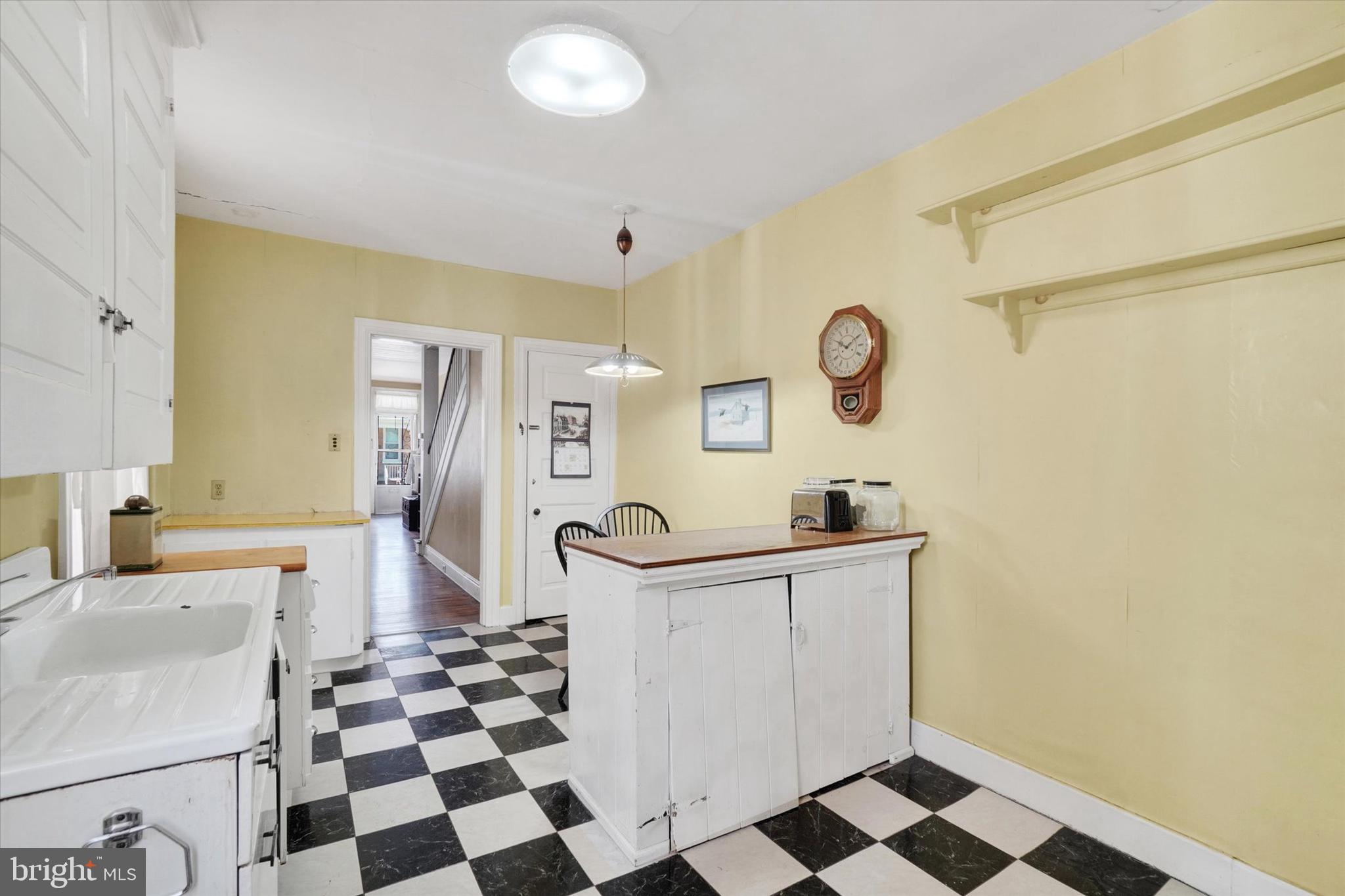 EAST YORK - Residential