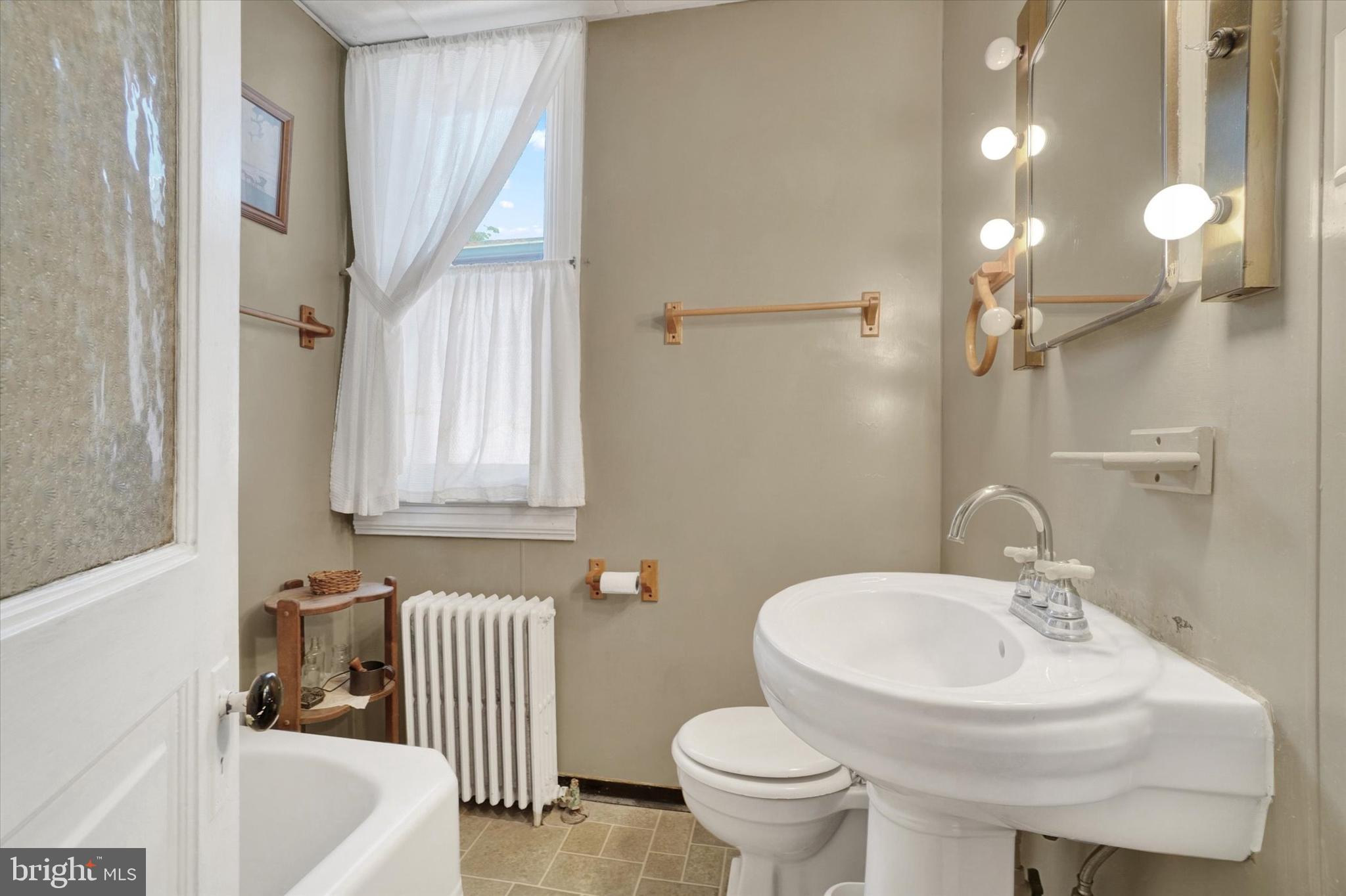 EAST YORK - Residential