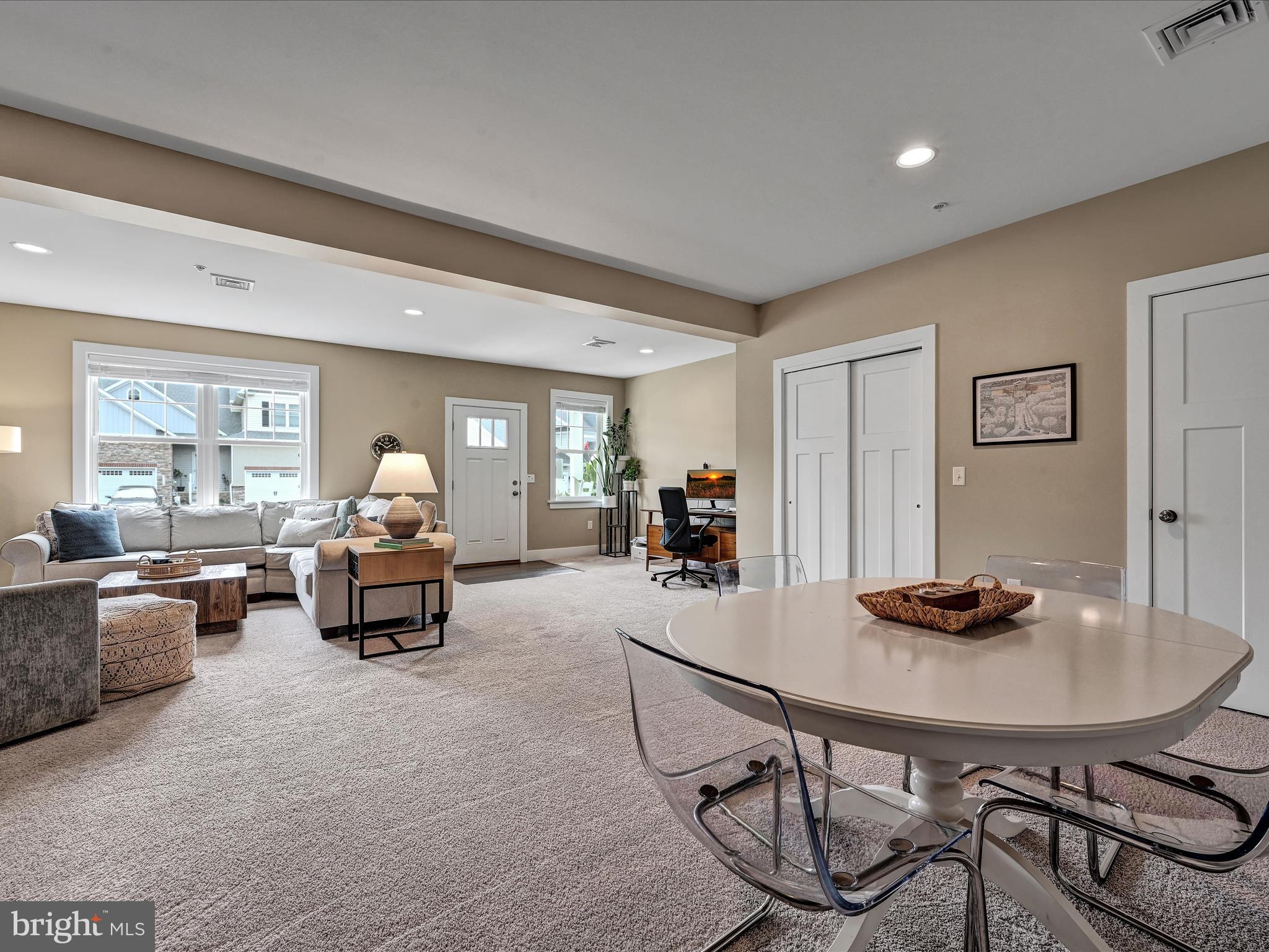 HAYDN MANOR - Residential