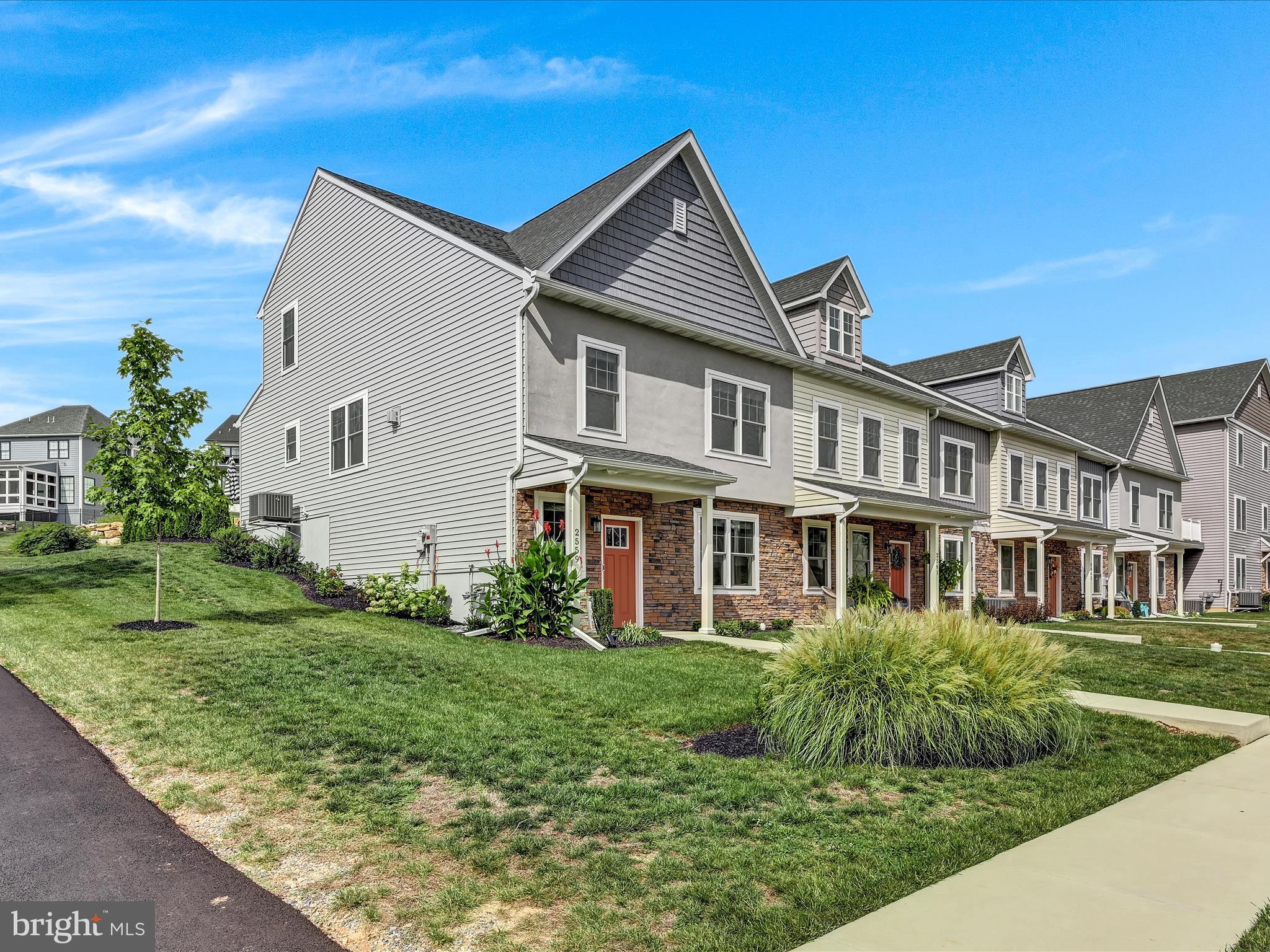 HAYDN MANOR - Residential