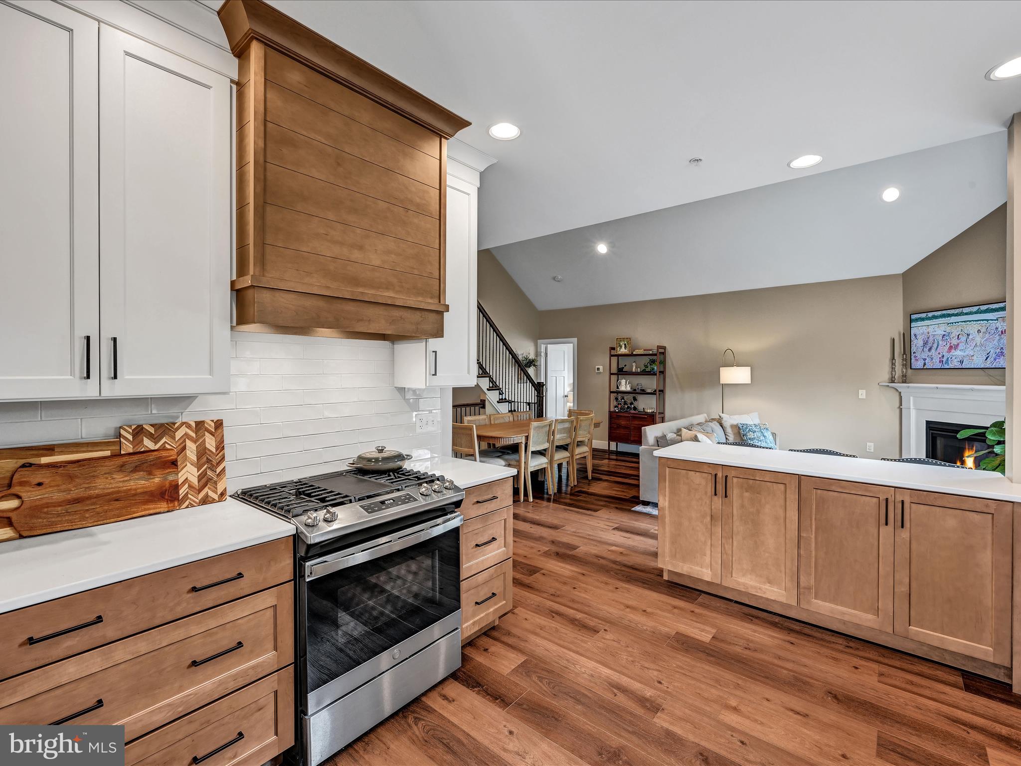 HAYDN MANOR - Residential