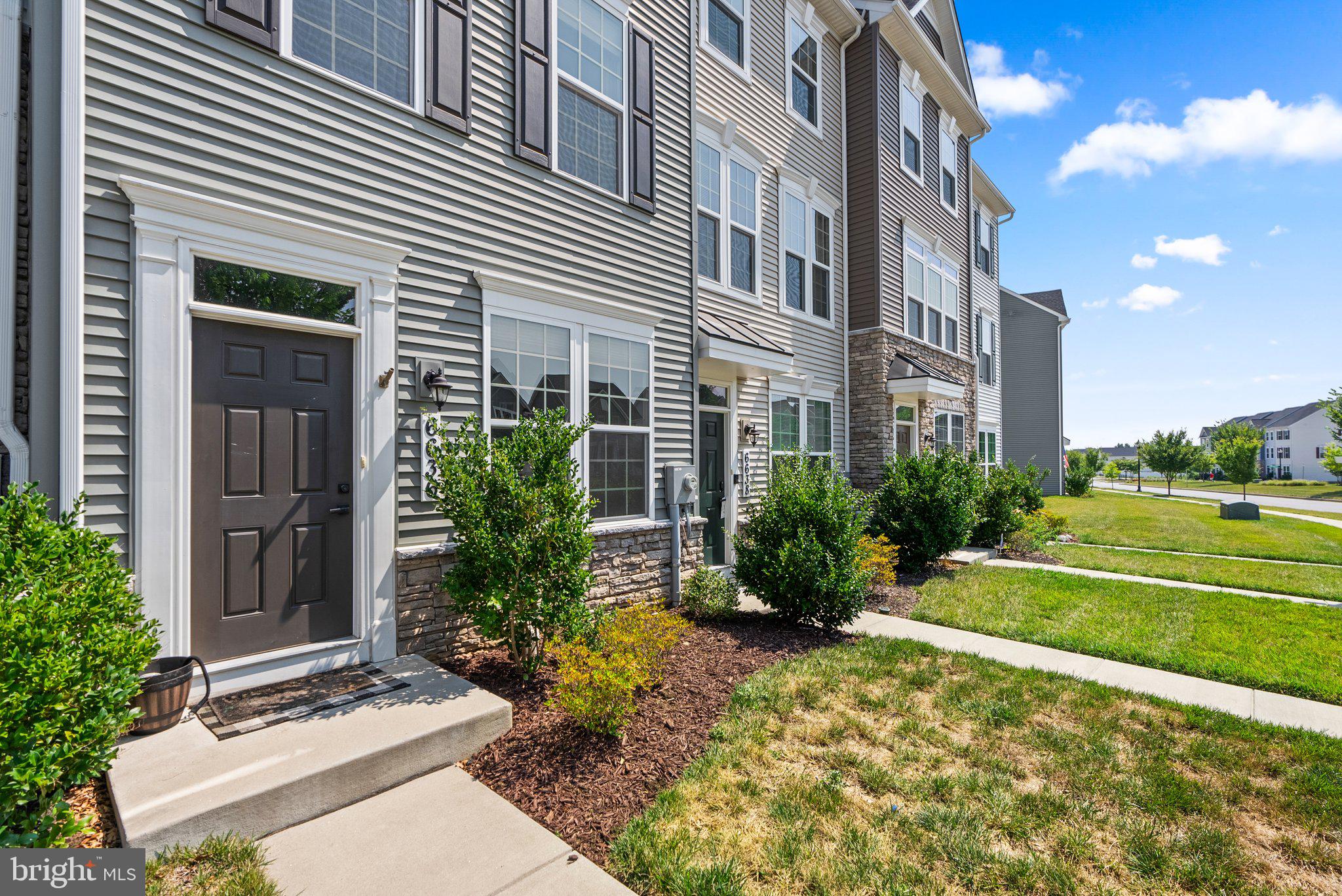 BALLENGER CREEK - Residential