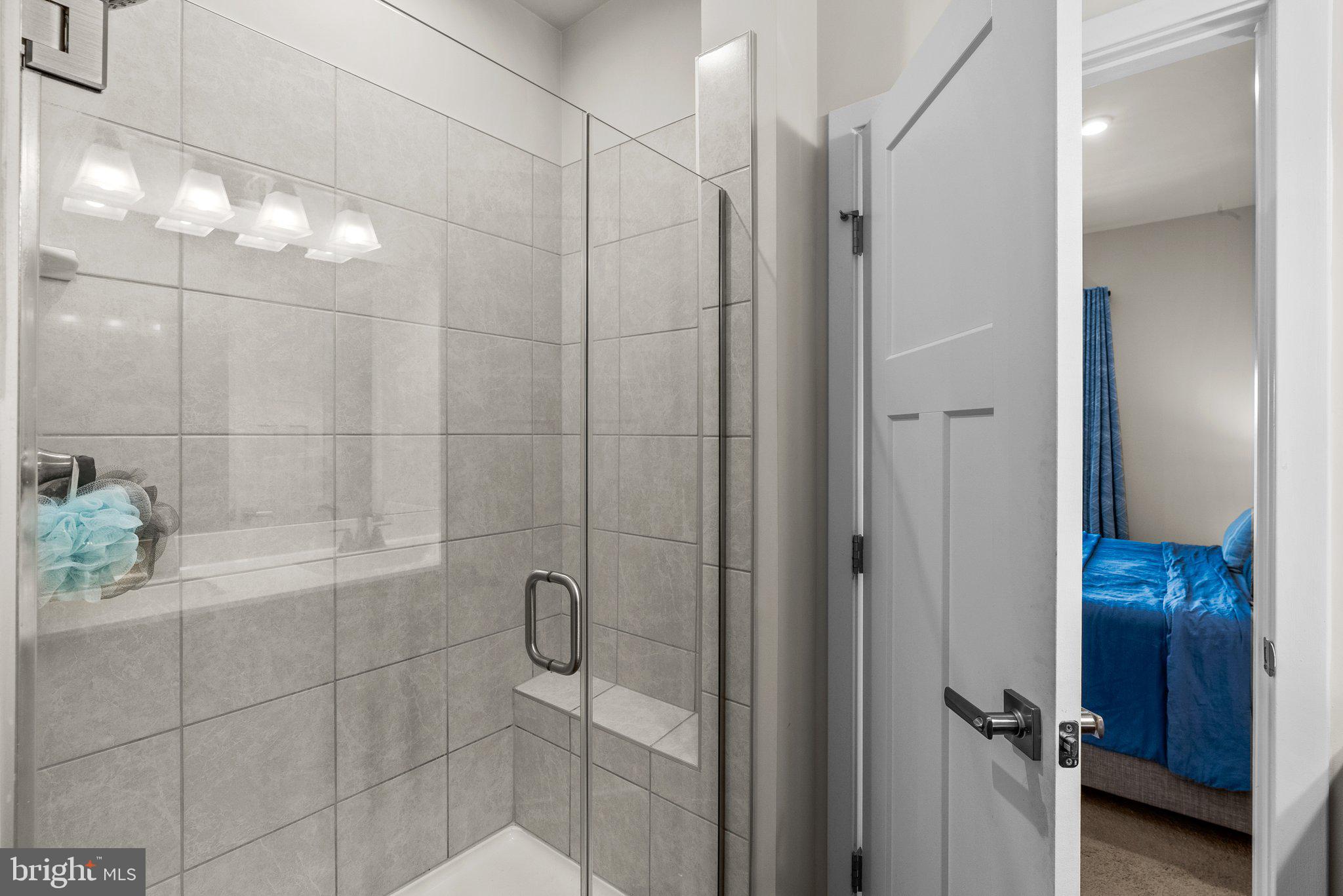 BALLENGER CREEK - Residential