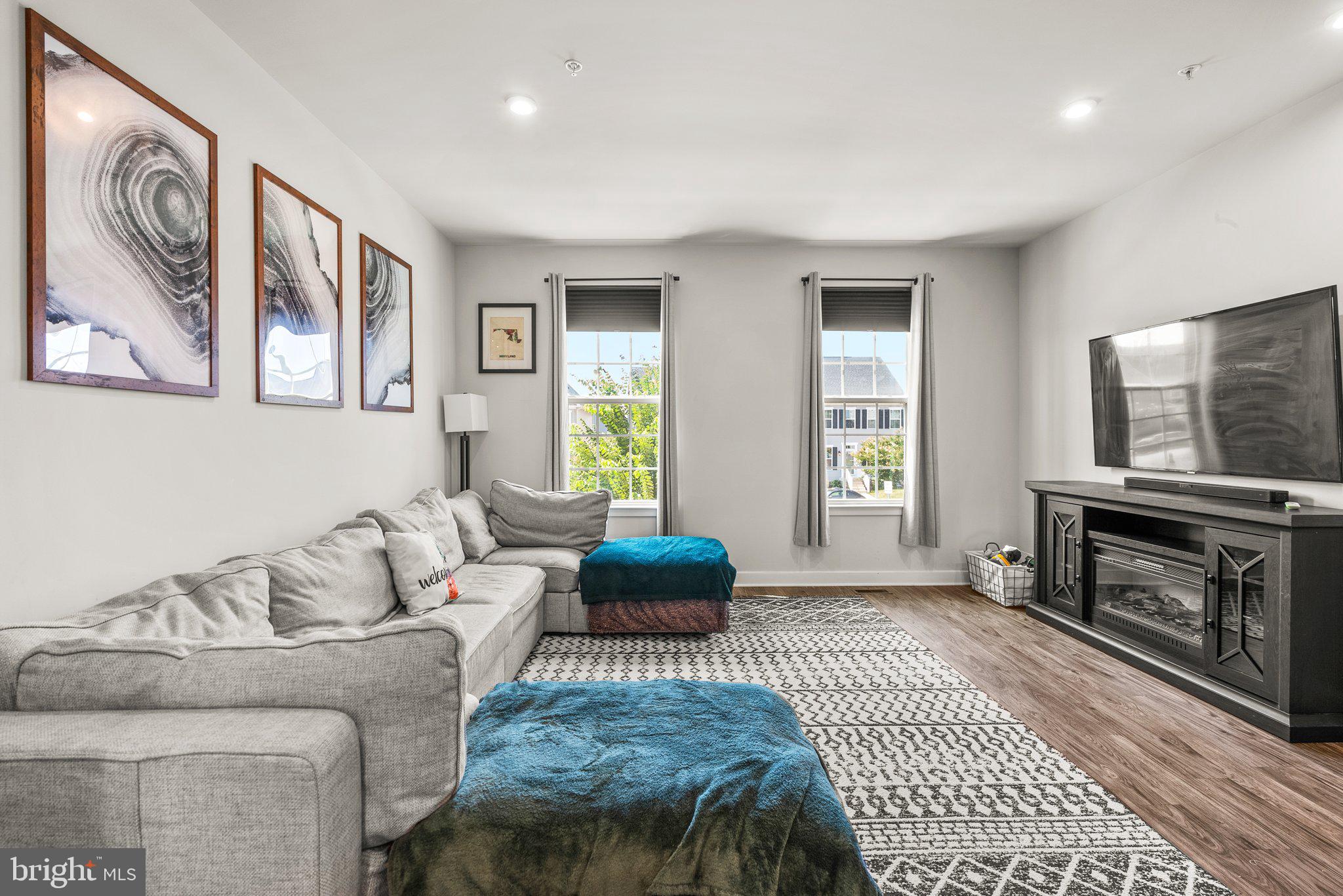 BALLENGER CREEK - Residential