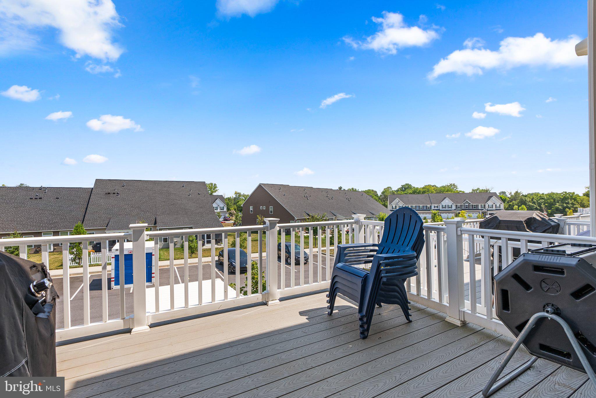 BALLENGER CREEK - Residential