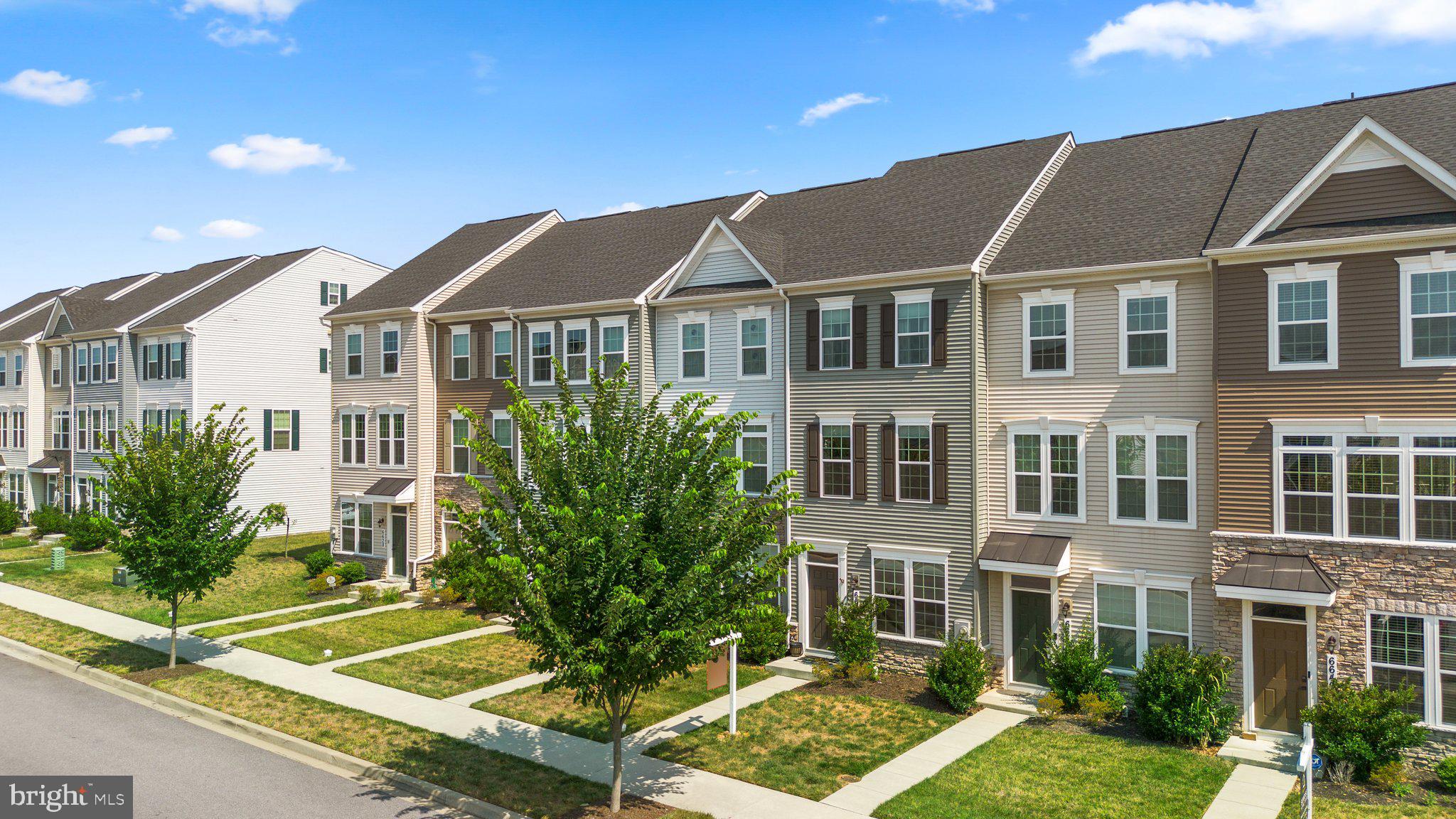 BALLENGER CREEK - Residential