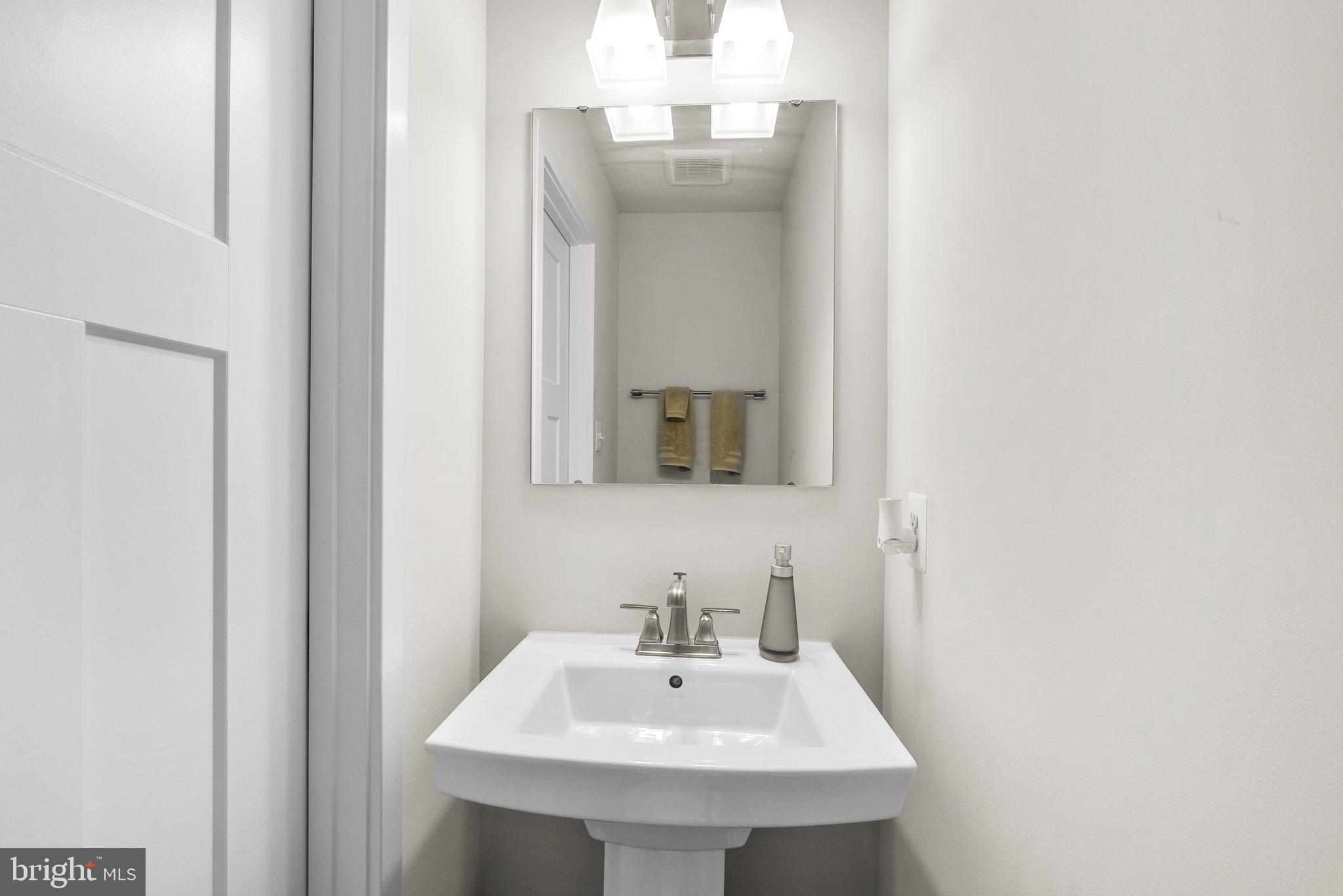 BALLENGER CREEK - Residential