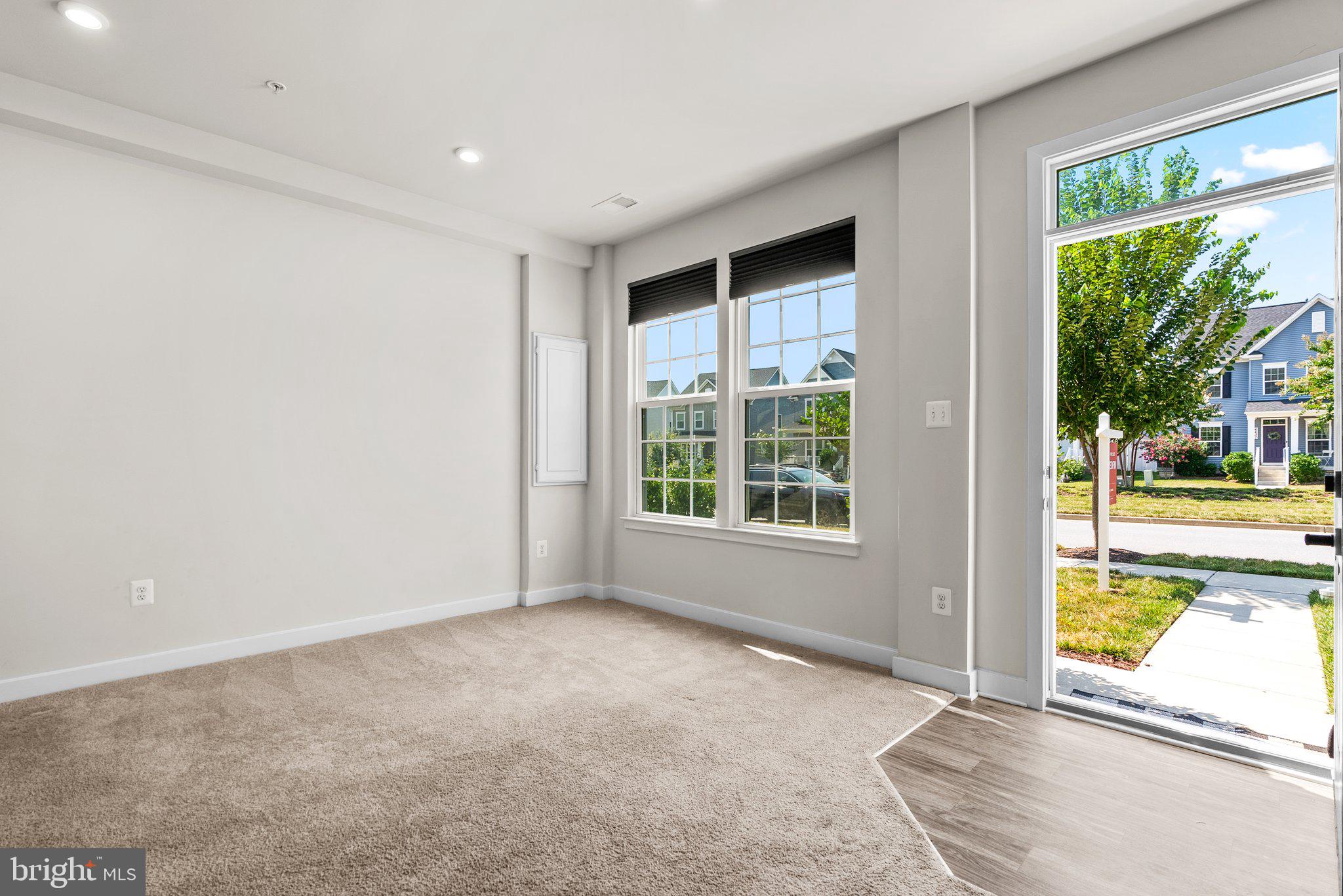 BALLENGER CREEK - Residential