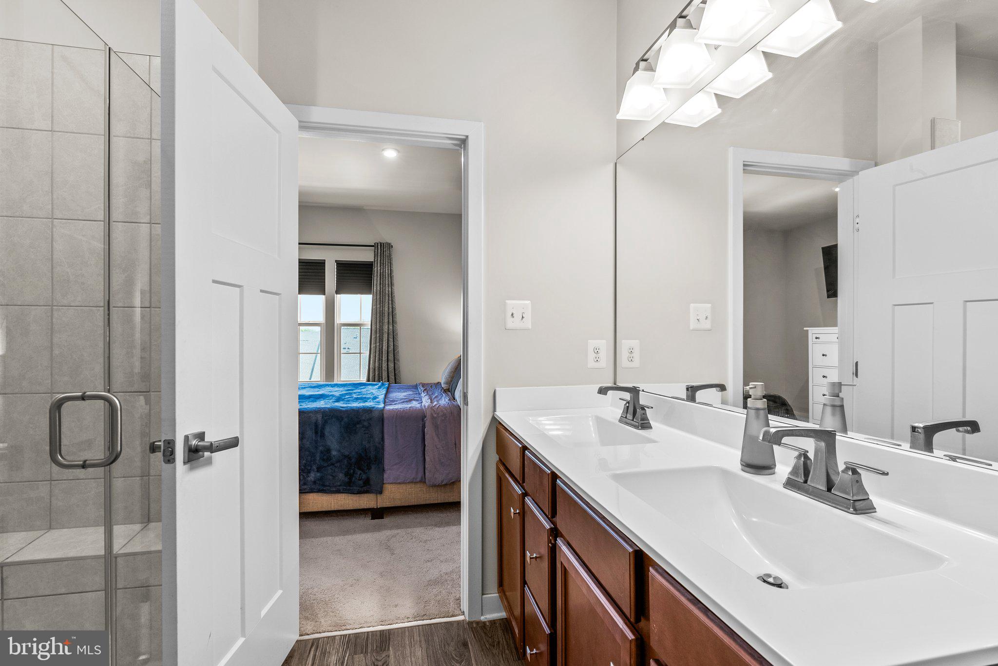 BALLENGER CREEK - Residential