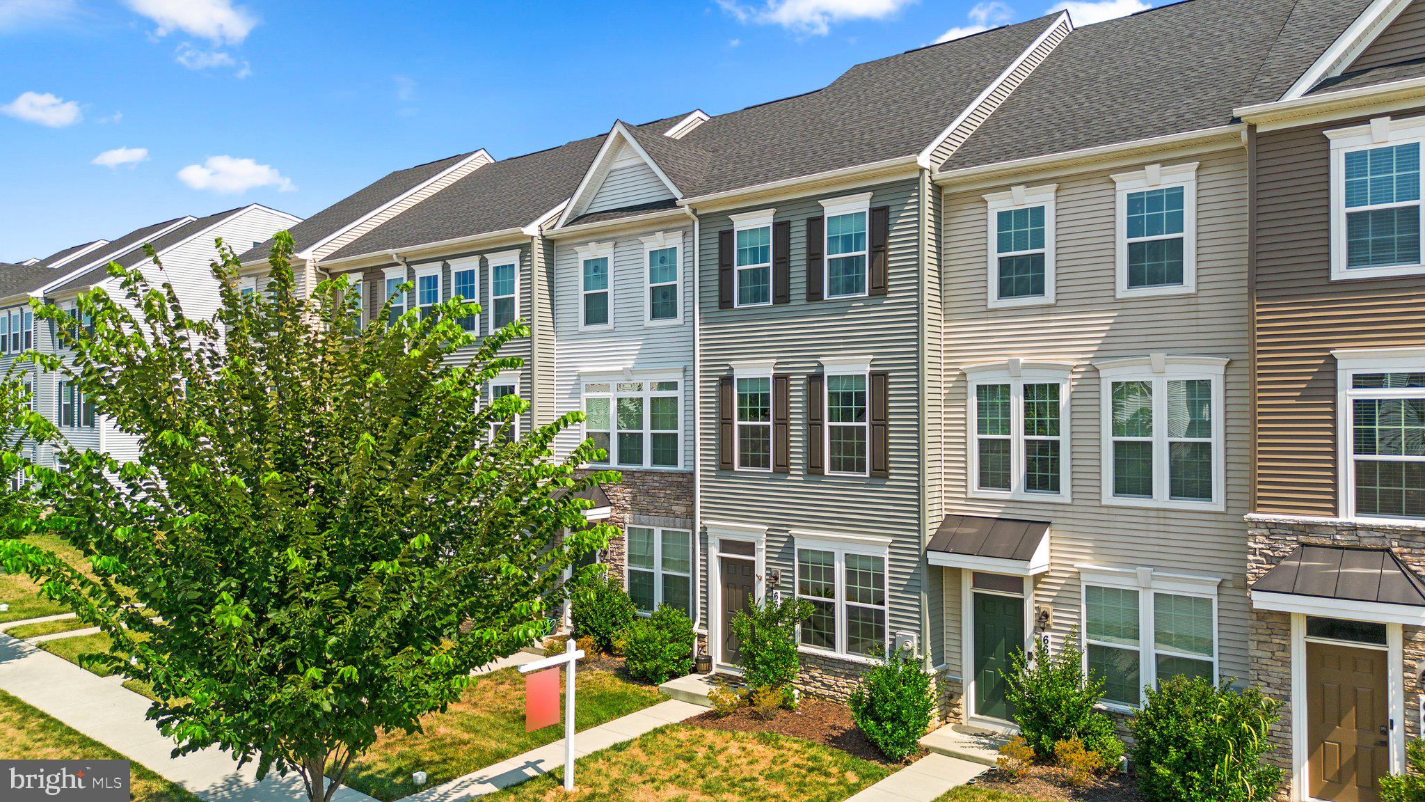 BALLENGER CREEK - Residential