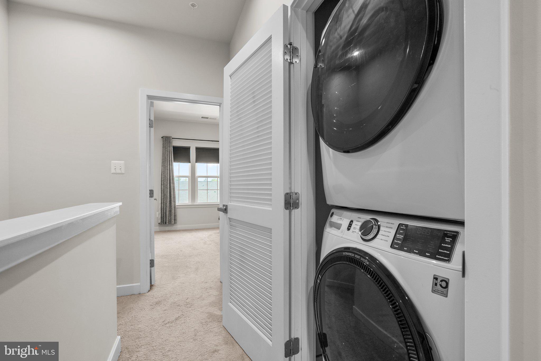 BALLENGER CREEK - Residential