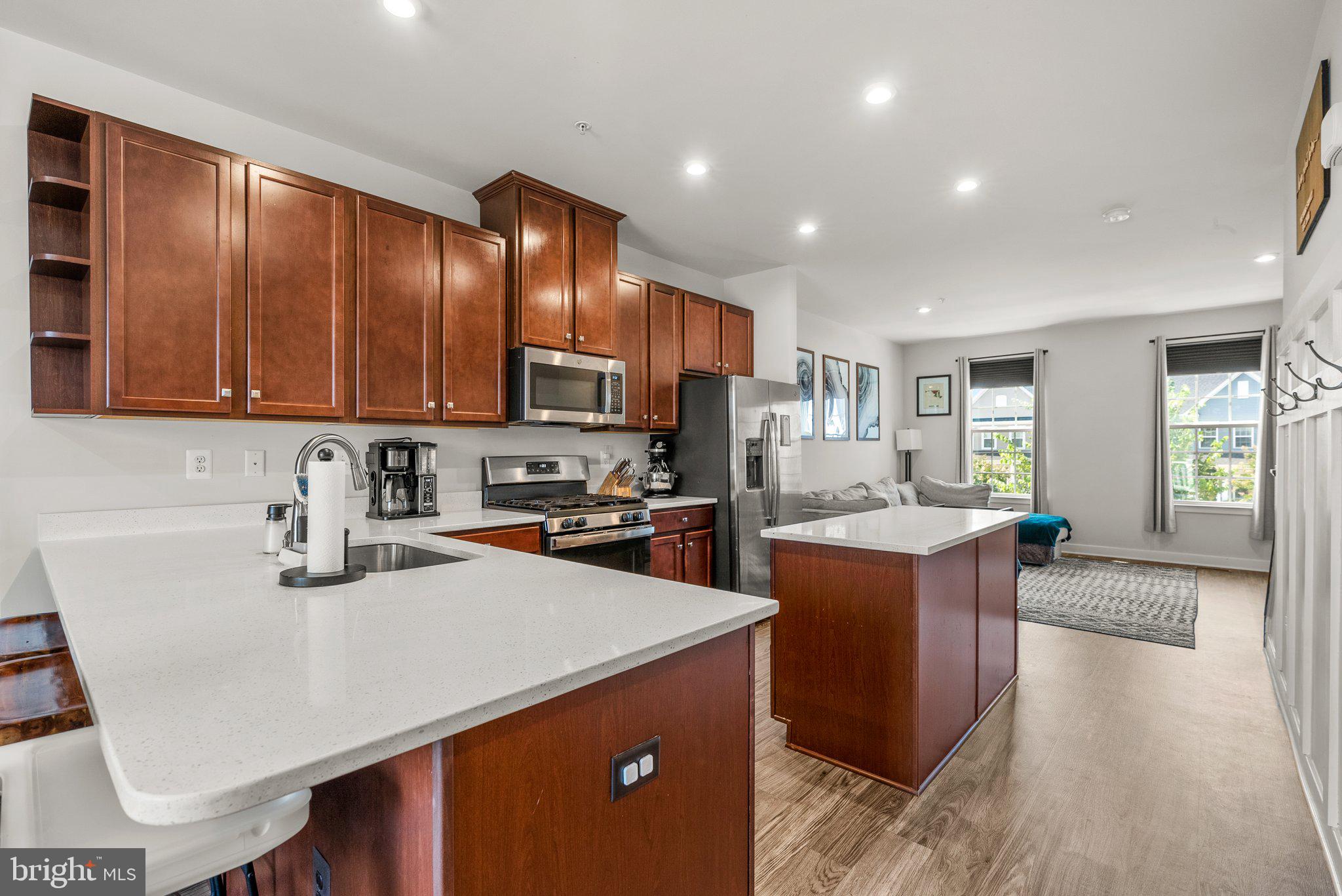 BALLENGER CREEK - Residential