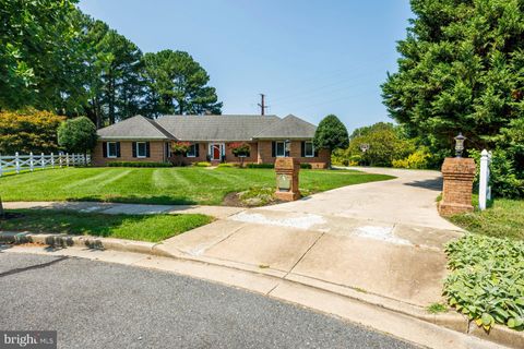 4 OXFORD COURT EASTON MD 21601