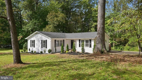 Photo of 5638 Marigold Lane, WARRENTON, VA 20187 (MLS # VAFQ2024210)
