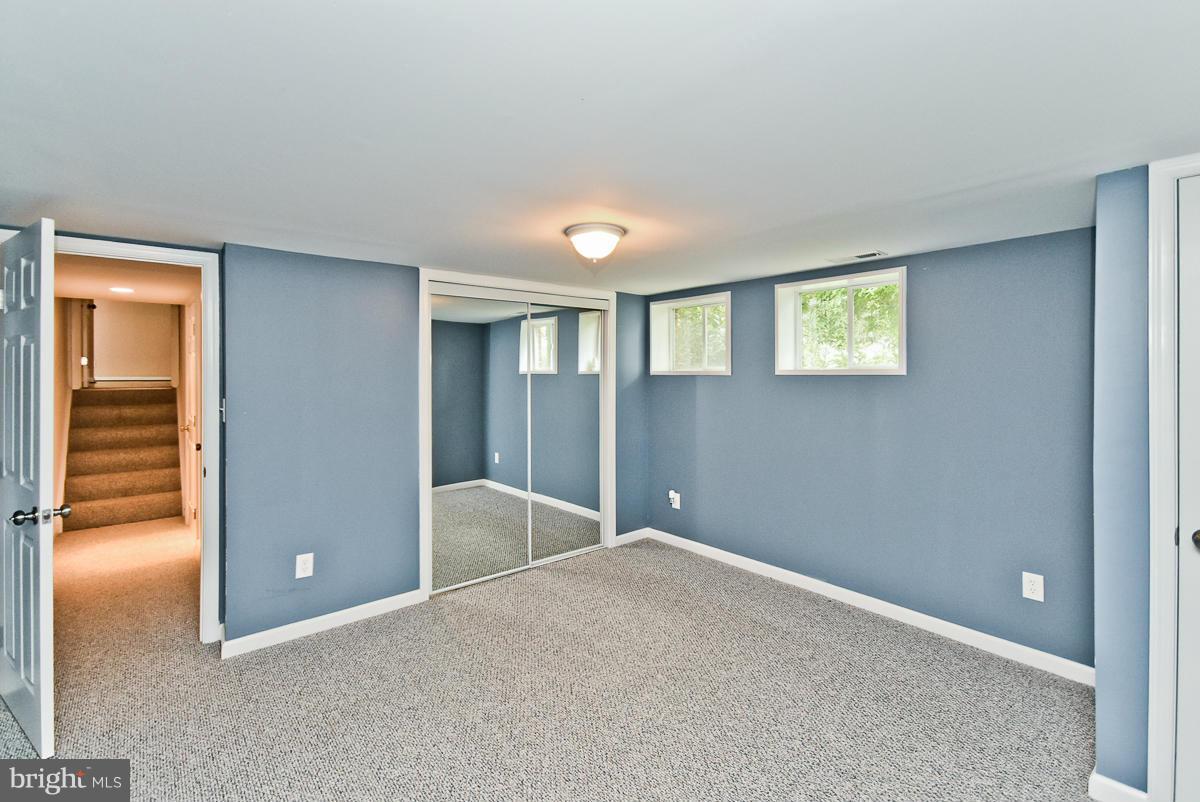 BEAVERBROOK - Residential