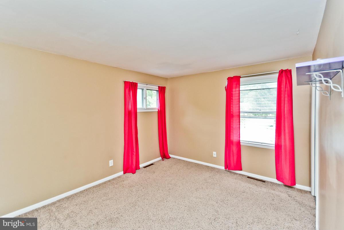 BEAVERBROOK - Residential