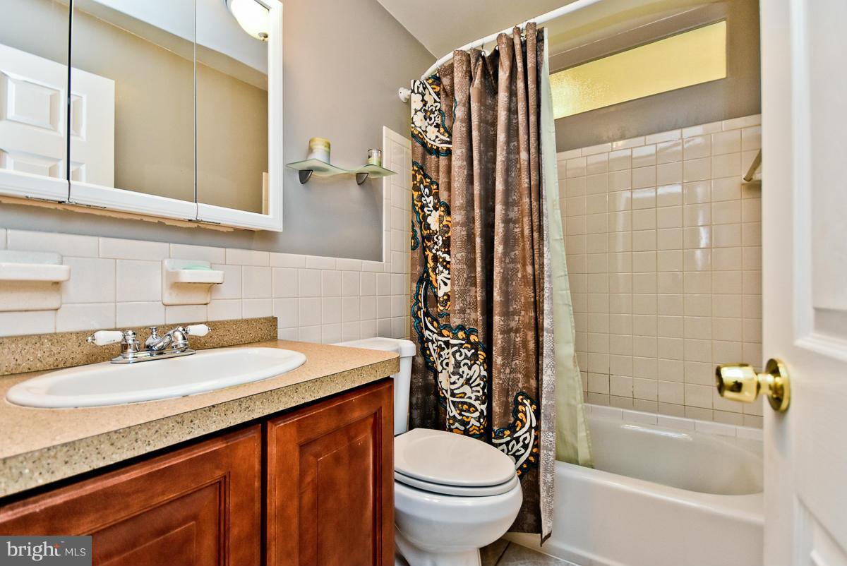 BEAVERBROOK - Residential