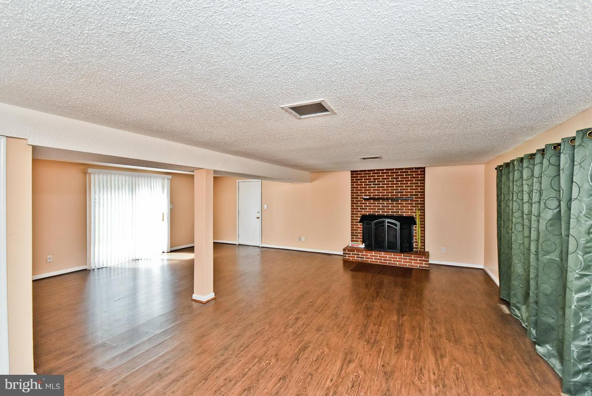 BEAVERBROOK - Residential