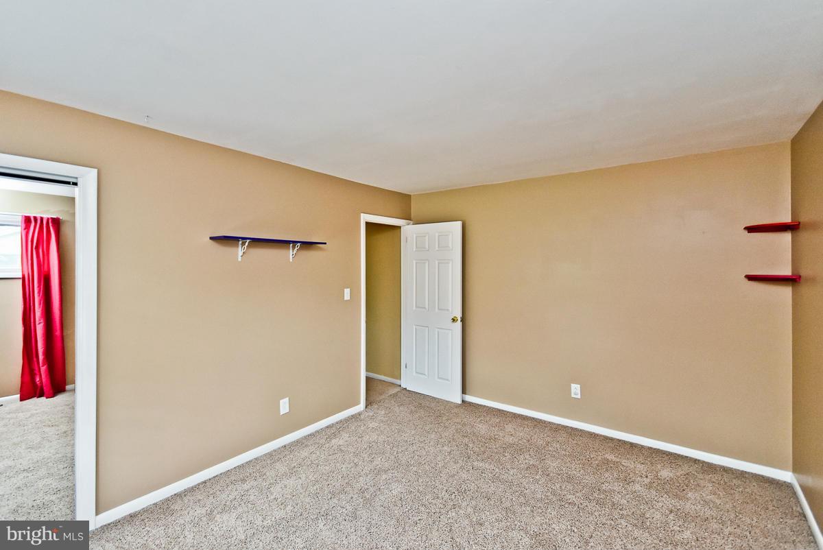 BEAVERBROOK - Residential