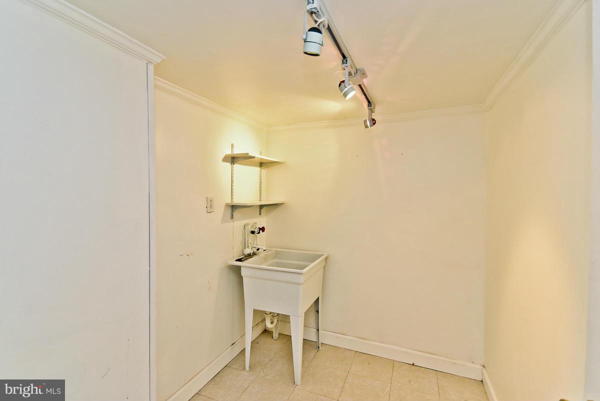 BEAVERBROOK - Residential